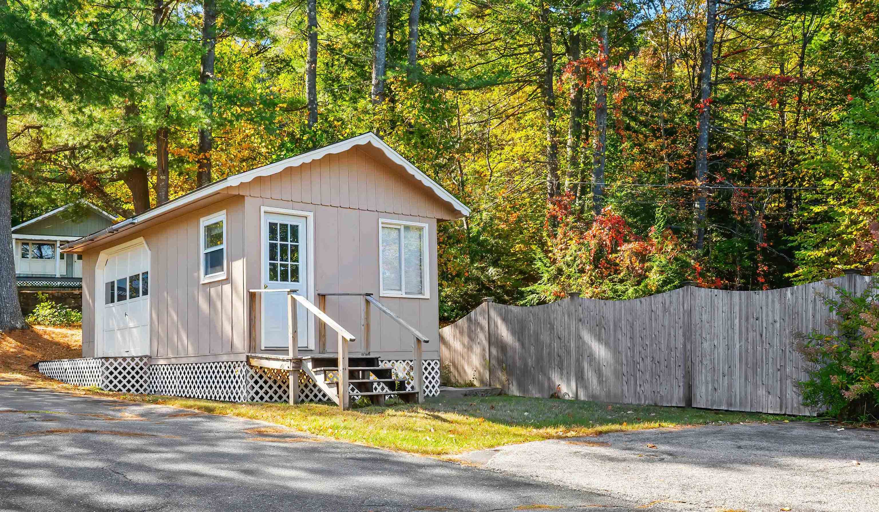 81 Lakewood Manor Rd, Newbury, NH 03255