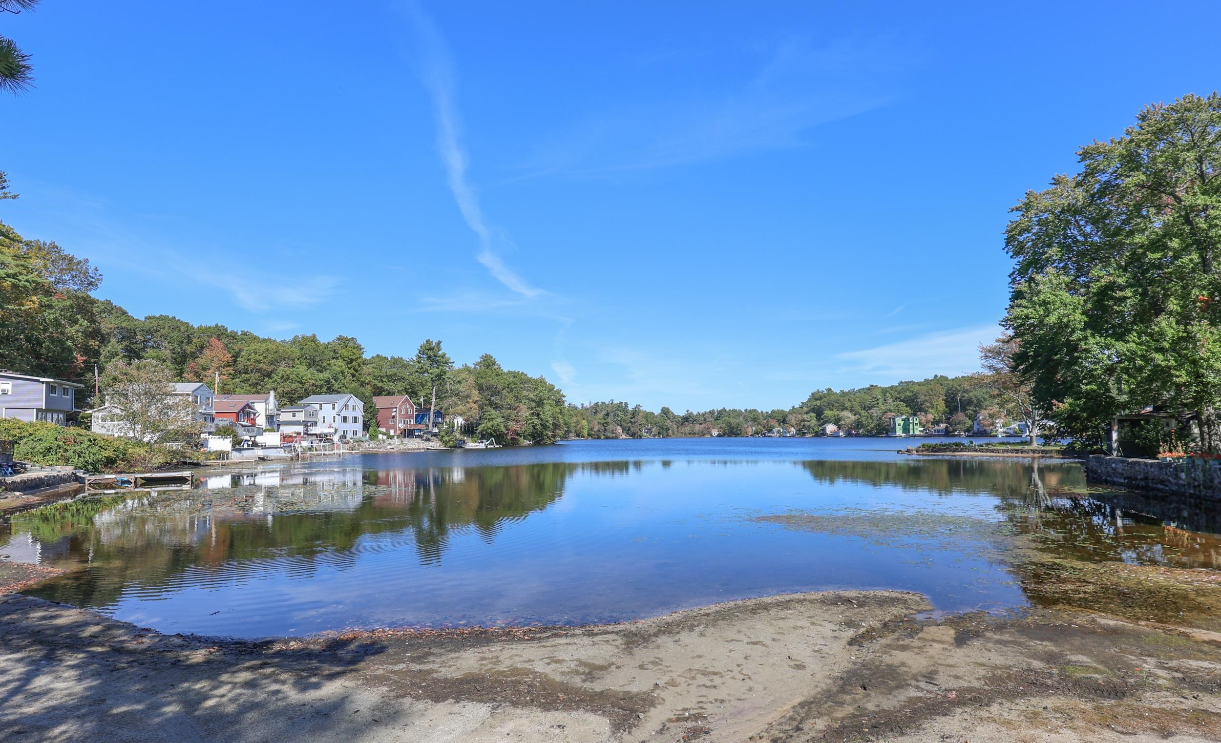 17 Cole Rd, Windham, NH 03087