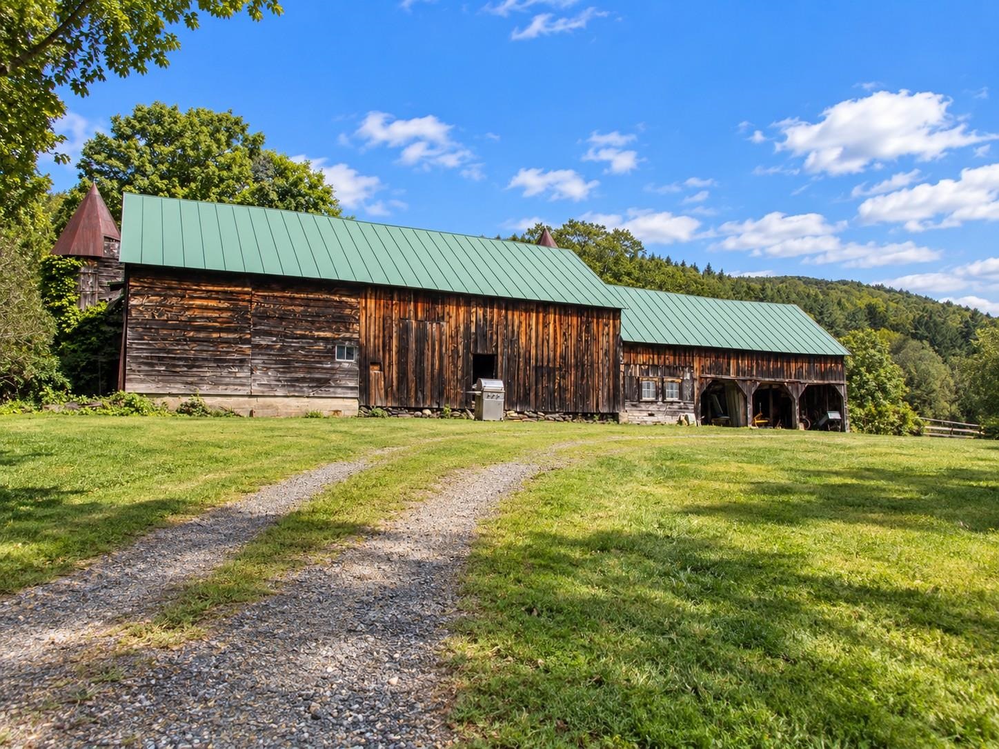 Photo 3 of Single family home for sale at 72 Wood Rd, White River Junction, VT 05001 | MLS# 5064426 | Listing updated on 2026-10-01