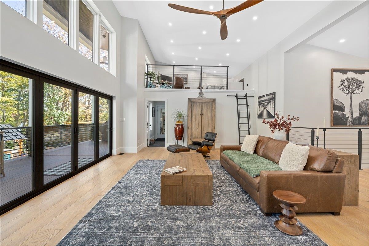 Homes for sale in Goffstown, NH | 47 East Union St, Goffstown, NH 03045 | MLS# 5064584