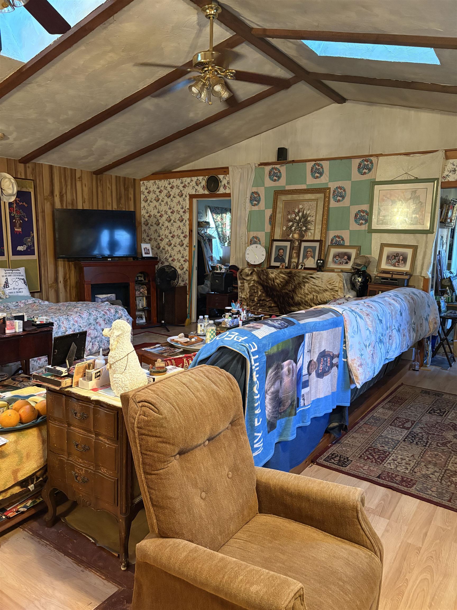 53 Gaslight Rd, Tilton, NH 03276