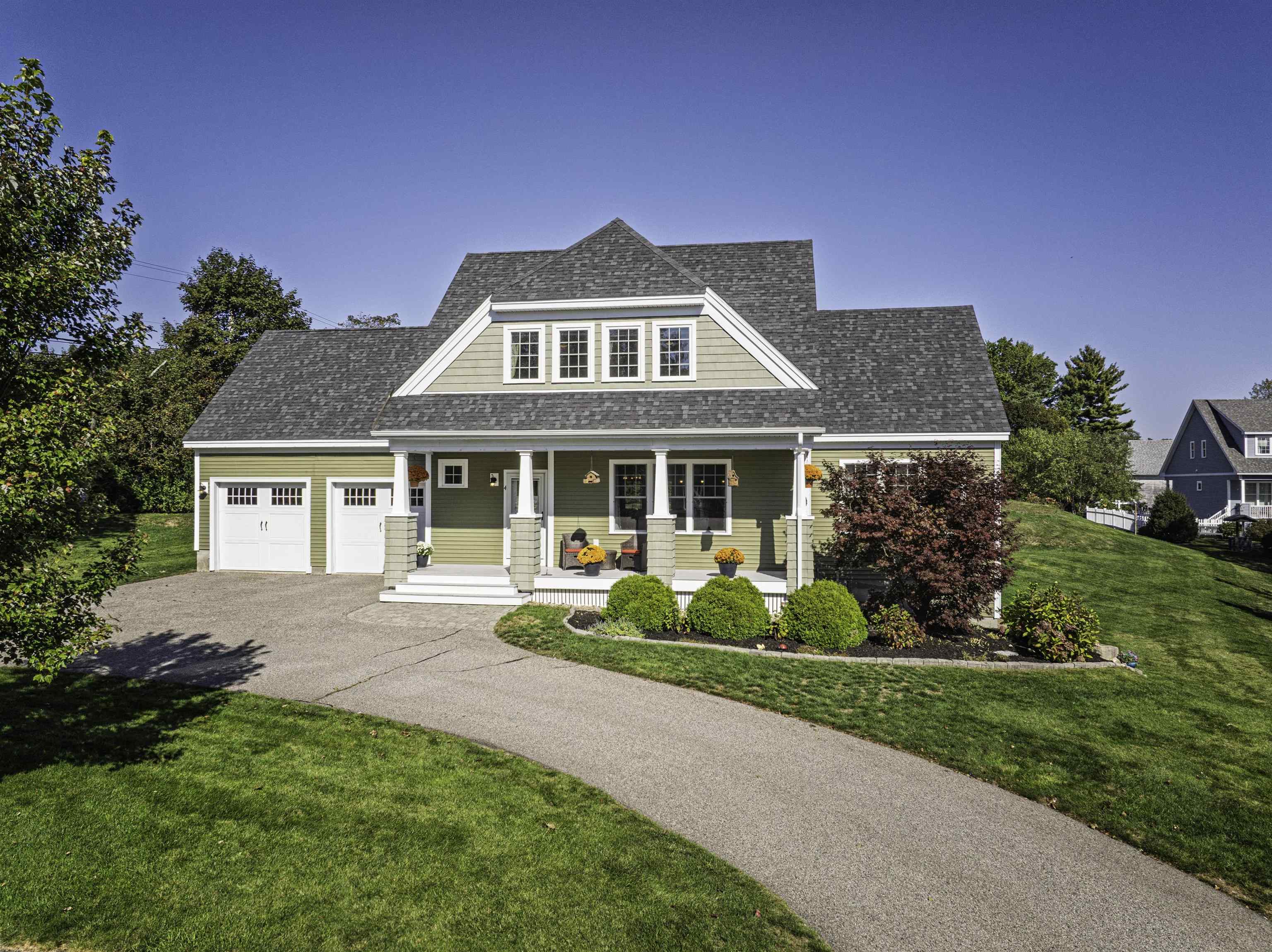 Photo of 4 Shore Lane Dover NH 03820
