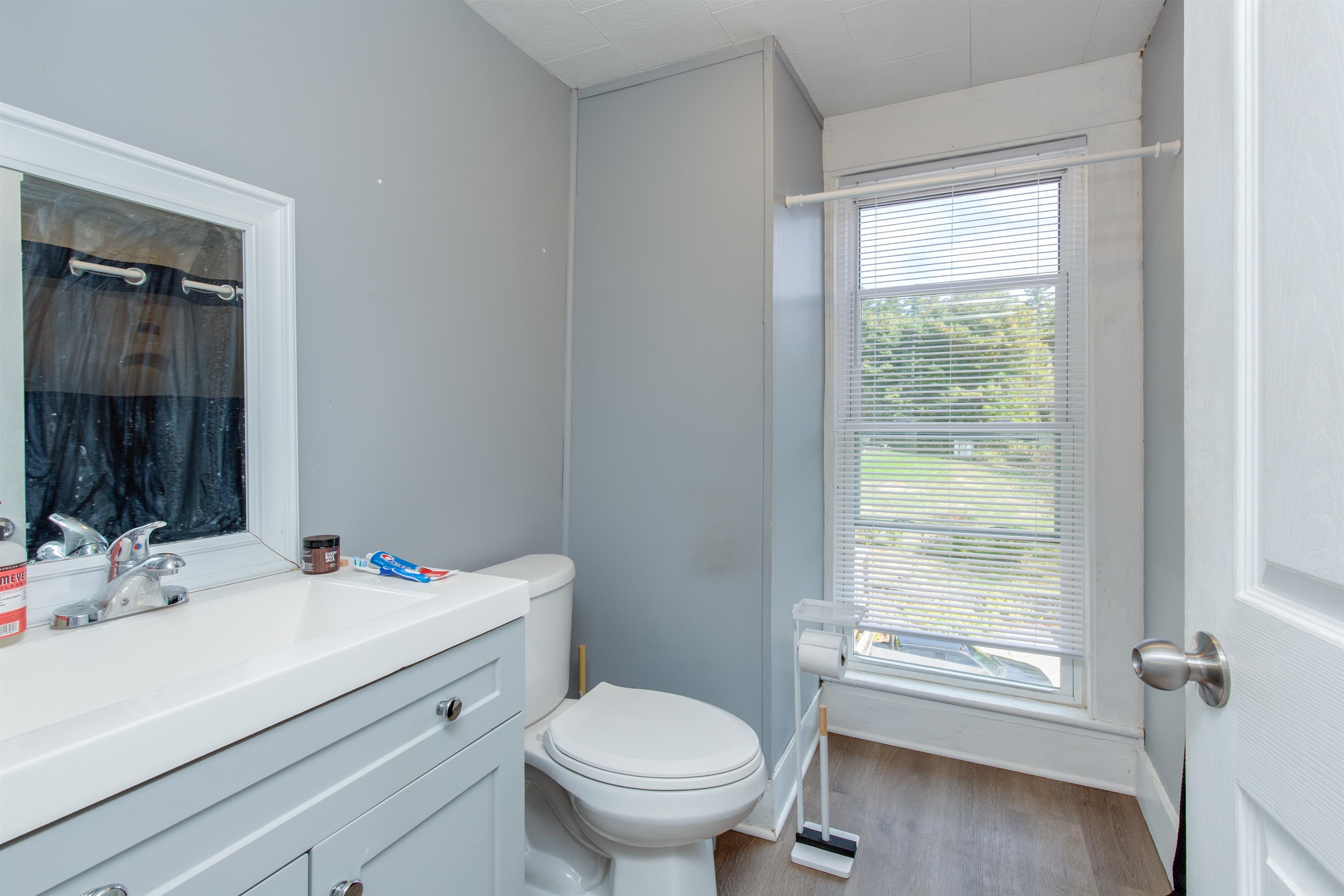 11 Eastman St, Concord, NH 03301