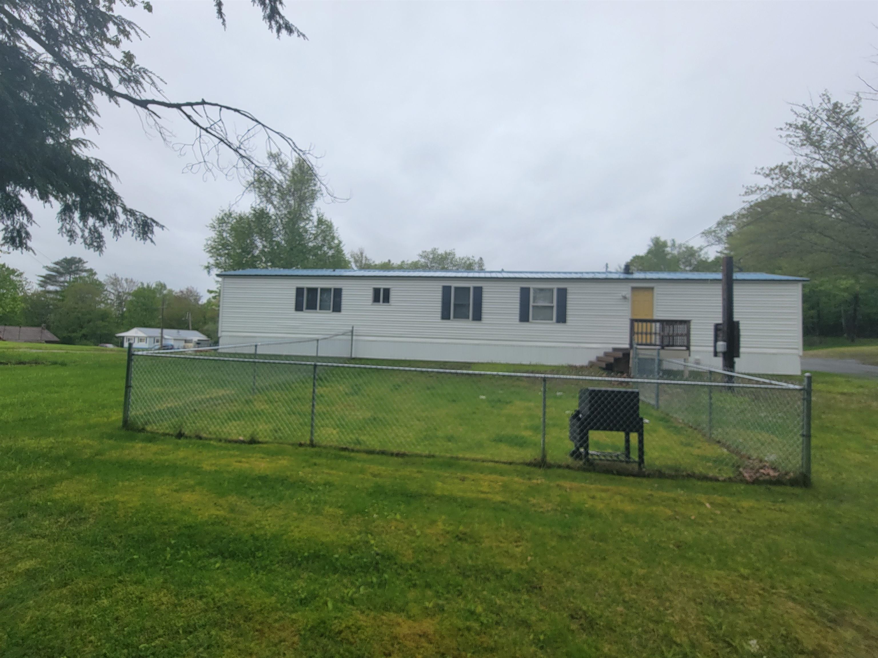 41 Crow Hill St, Northumberland, NH 03582