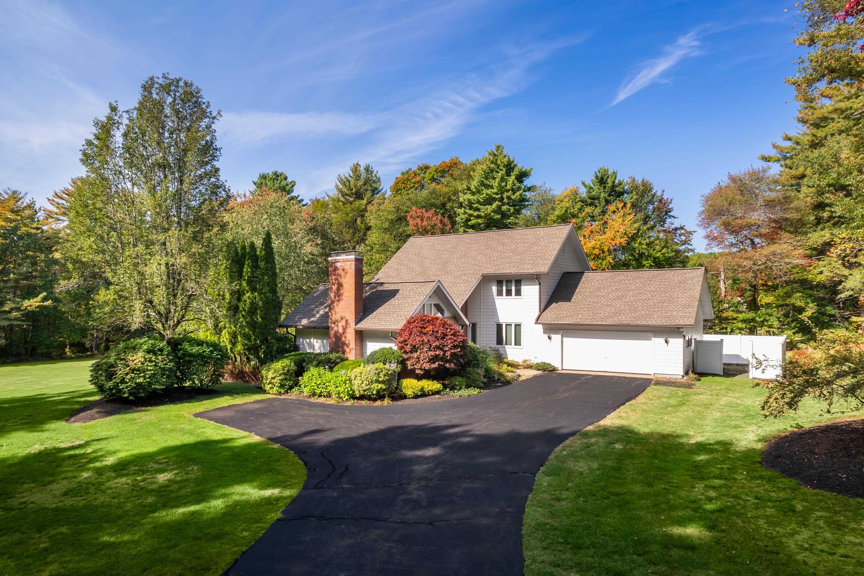 100 Drinkwater Rd, Hampton Falls, NH 03844