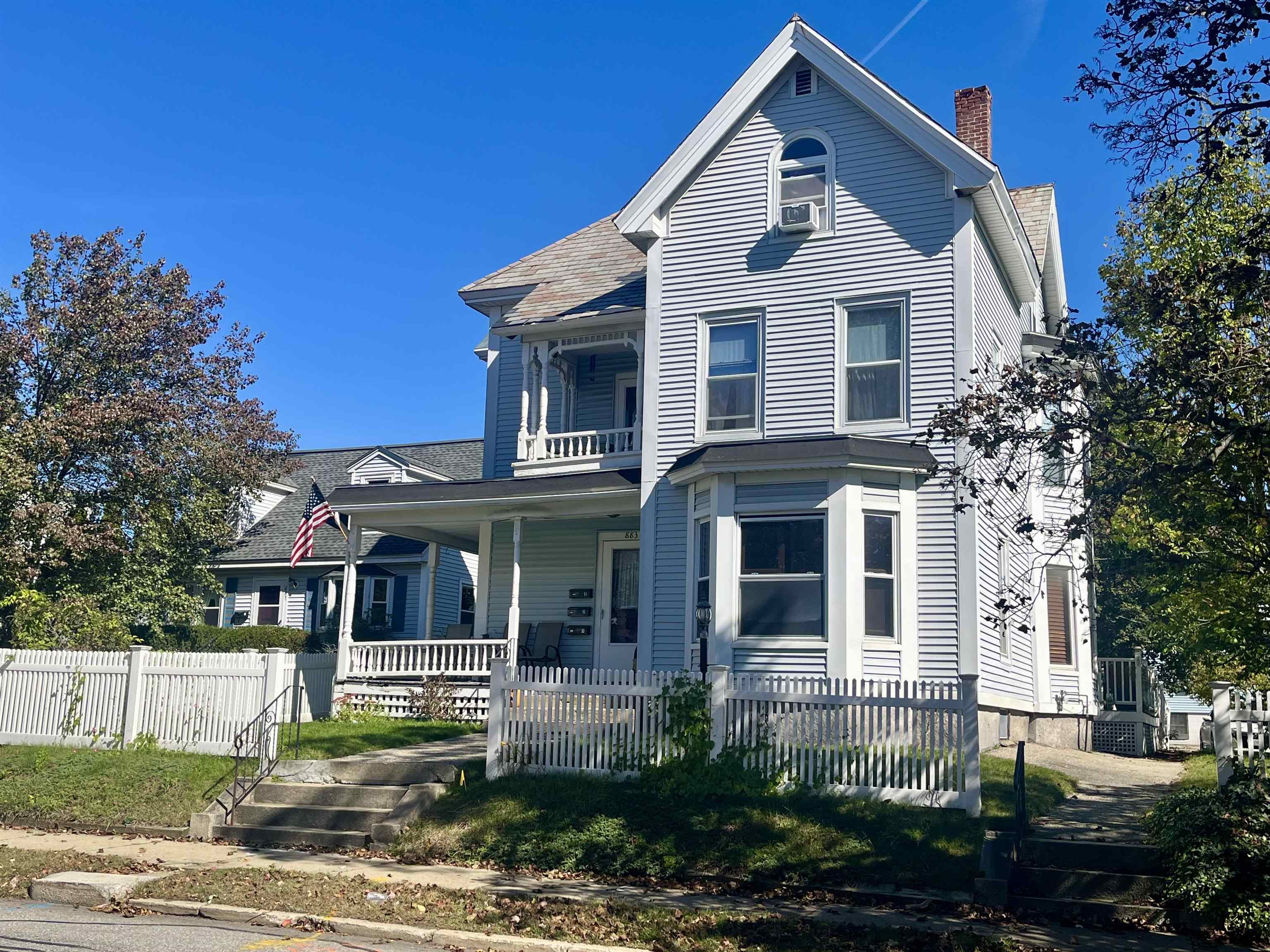 883 Union St, Manchester, NH 03104