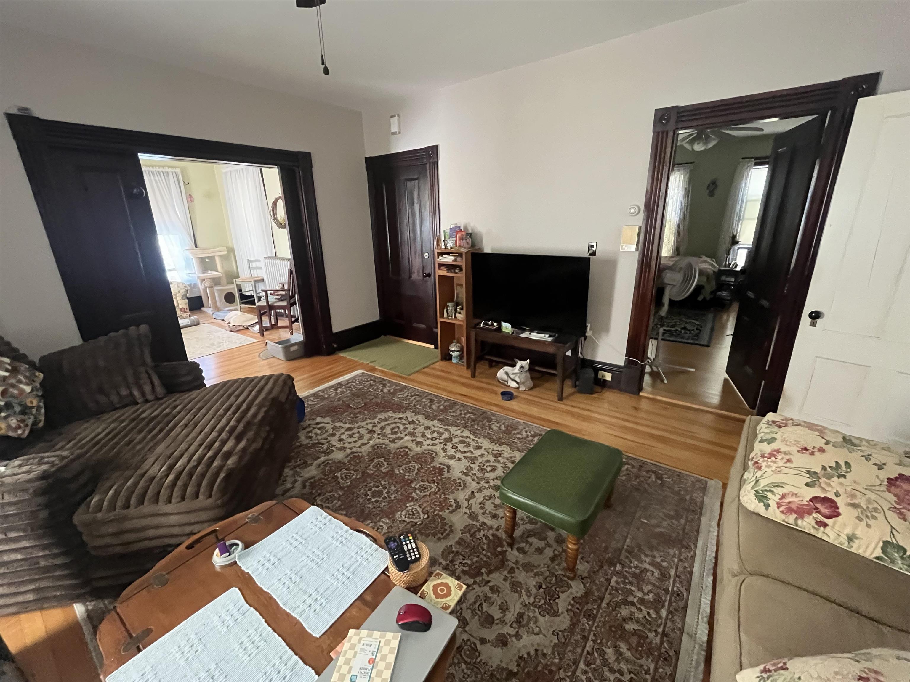 883 Union St, Manchester, NH 03104