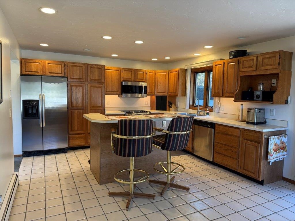 1005 Nh Route 106 N, Loudon, NH 03307