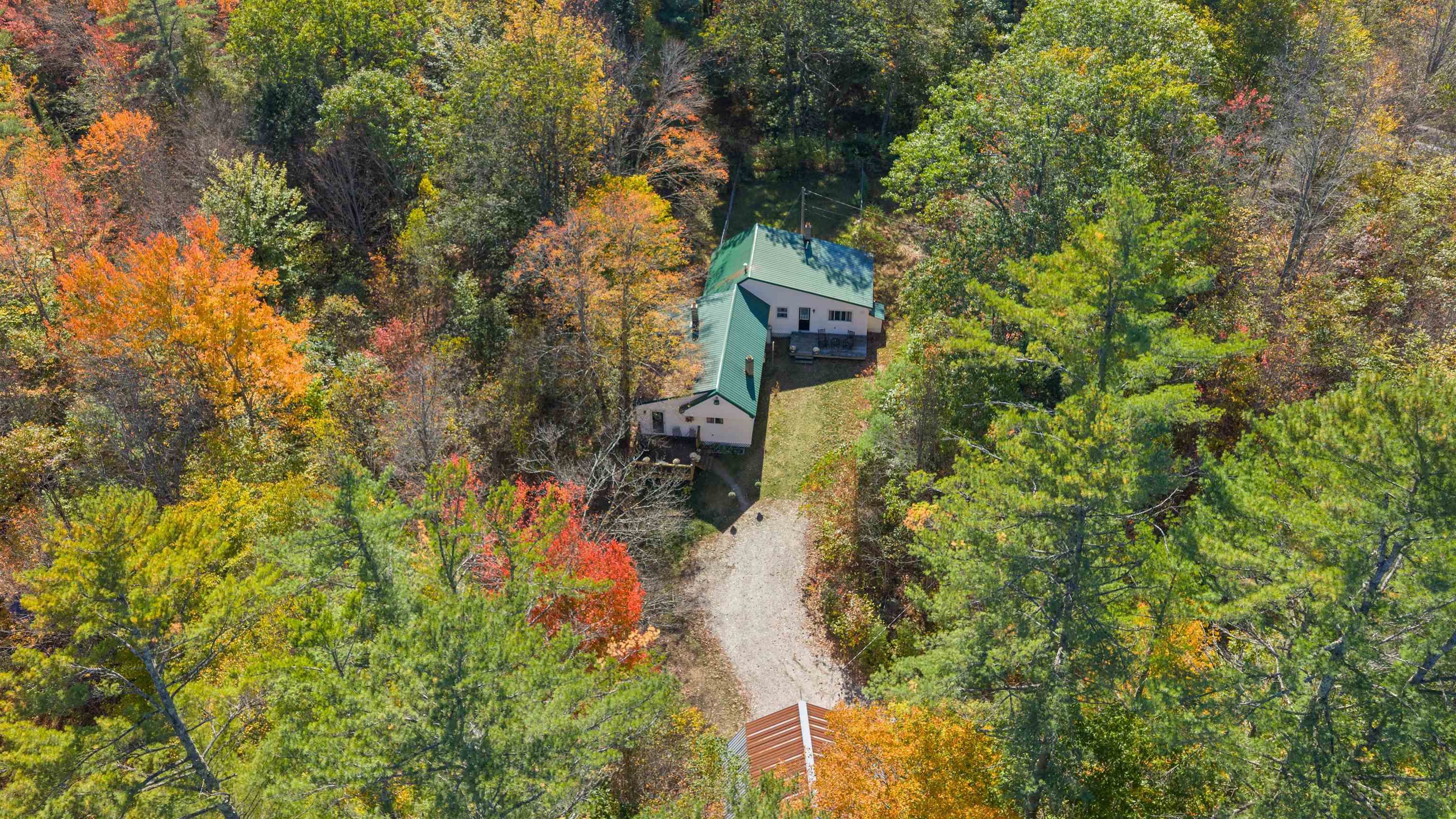 88 Perch Pond Rd, Holderness, NH 03245