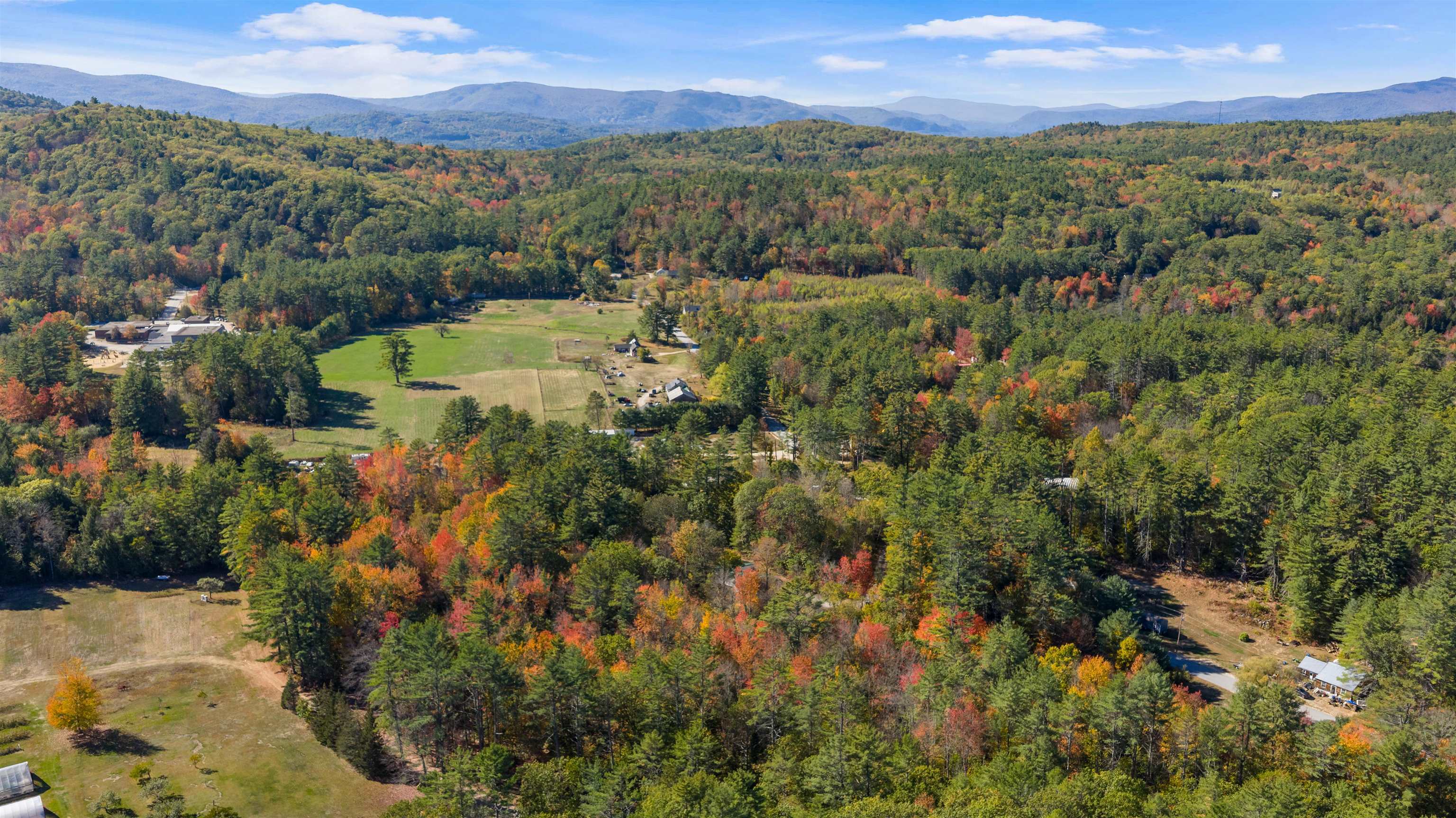 88 Perch Pond Rd, Holderness, NH 03245