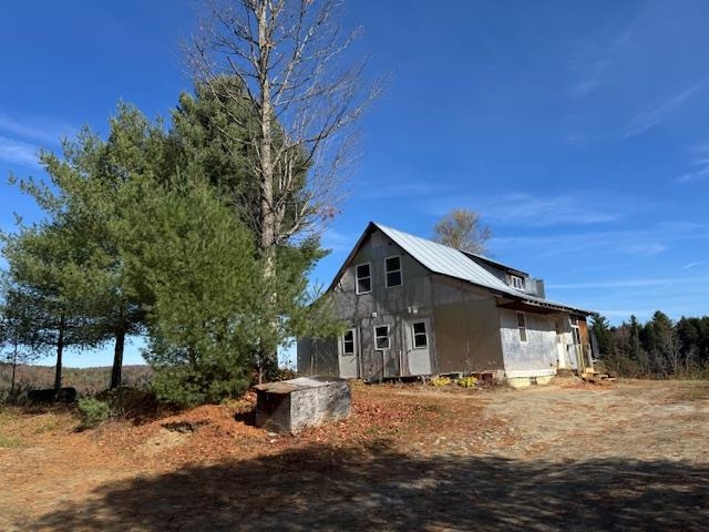 339 Kingdom Rd, Albany, VT 05845