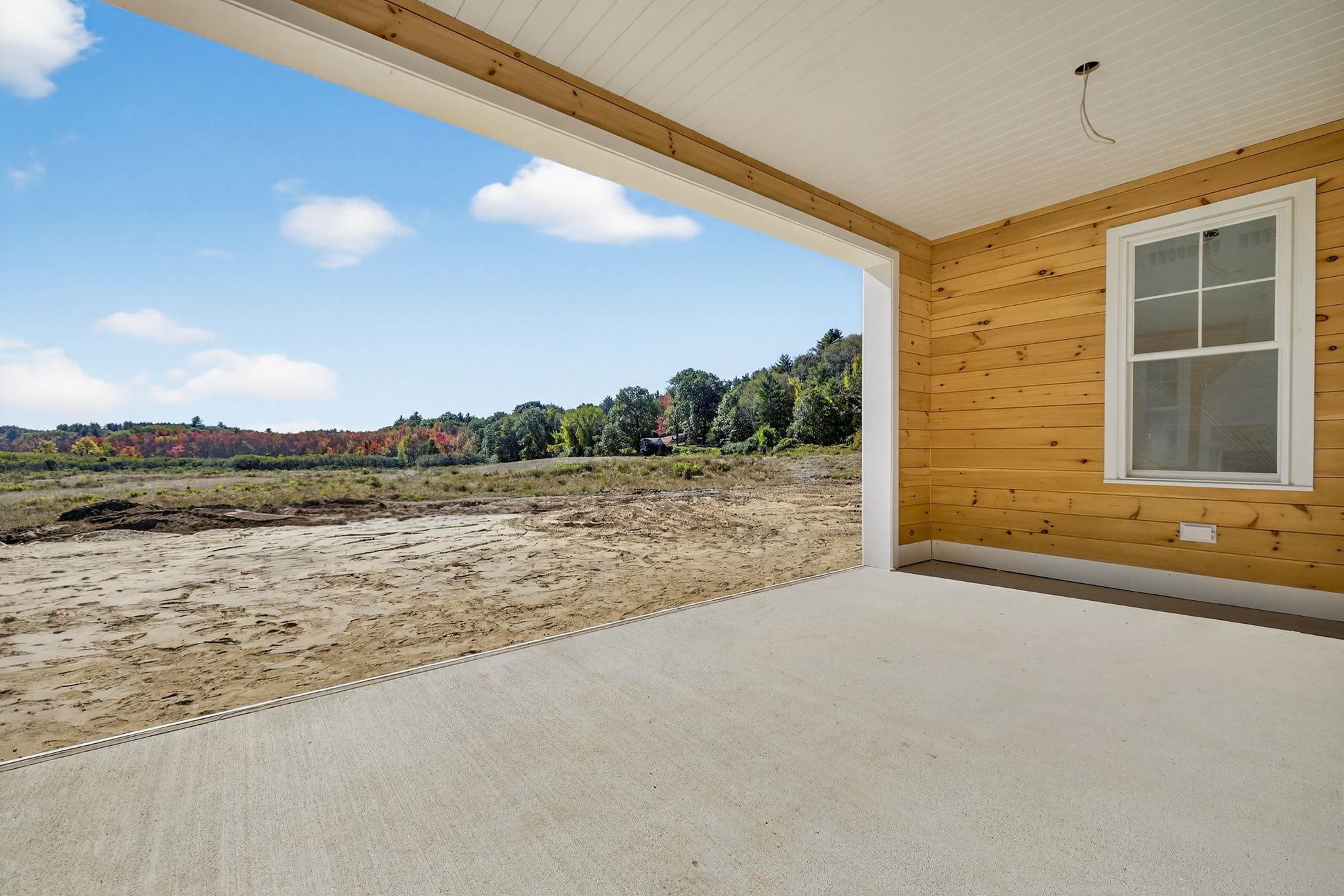 258 North Amherst Rd, Bedford, NH 03110