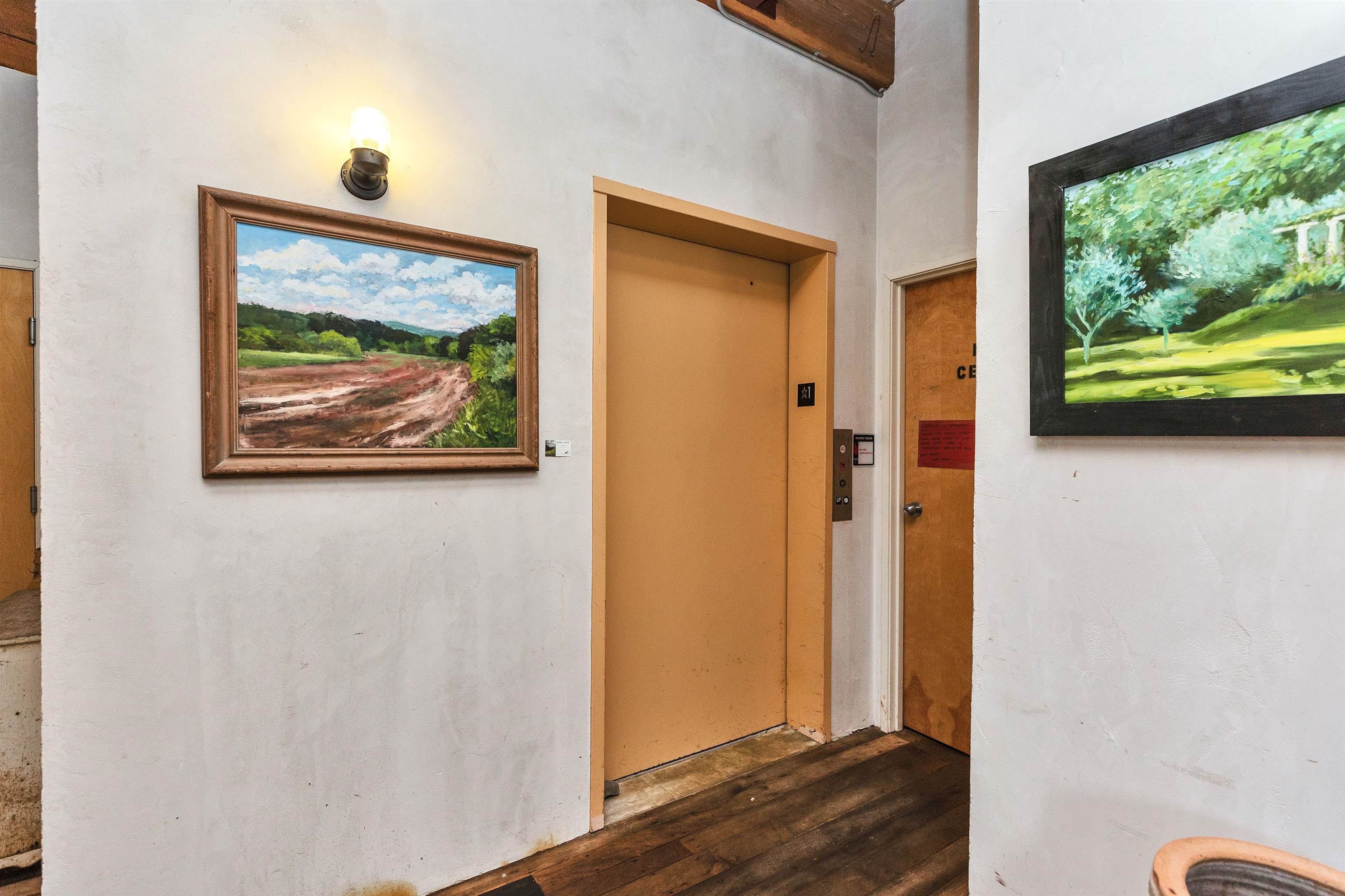 374 Union St, Peterborough, NH 03458