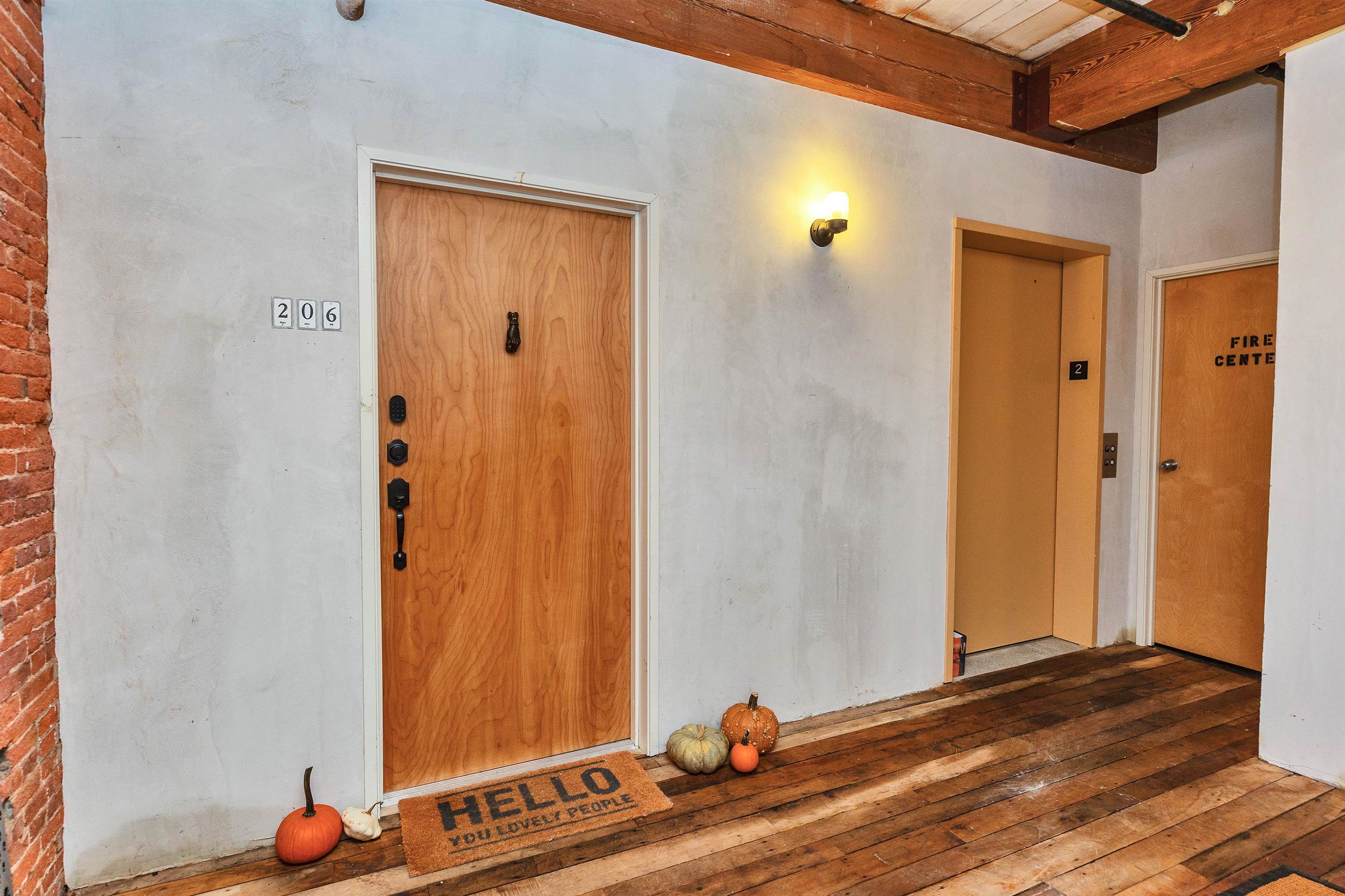 374 Union St, Peterborough, NH 03458