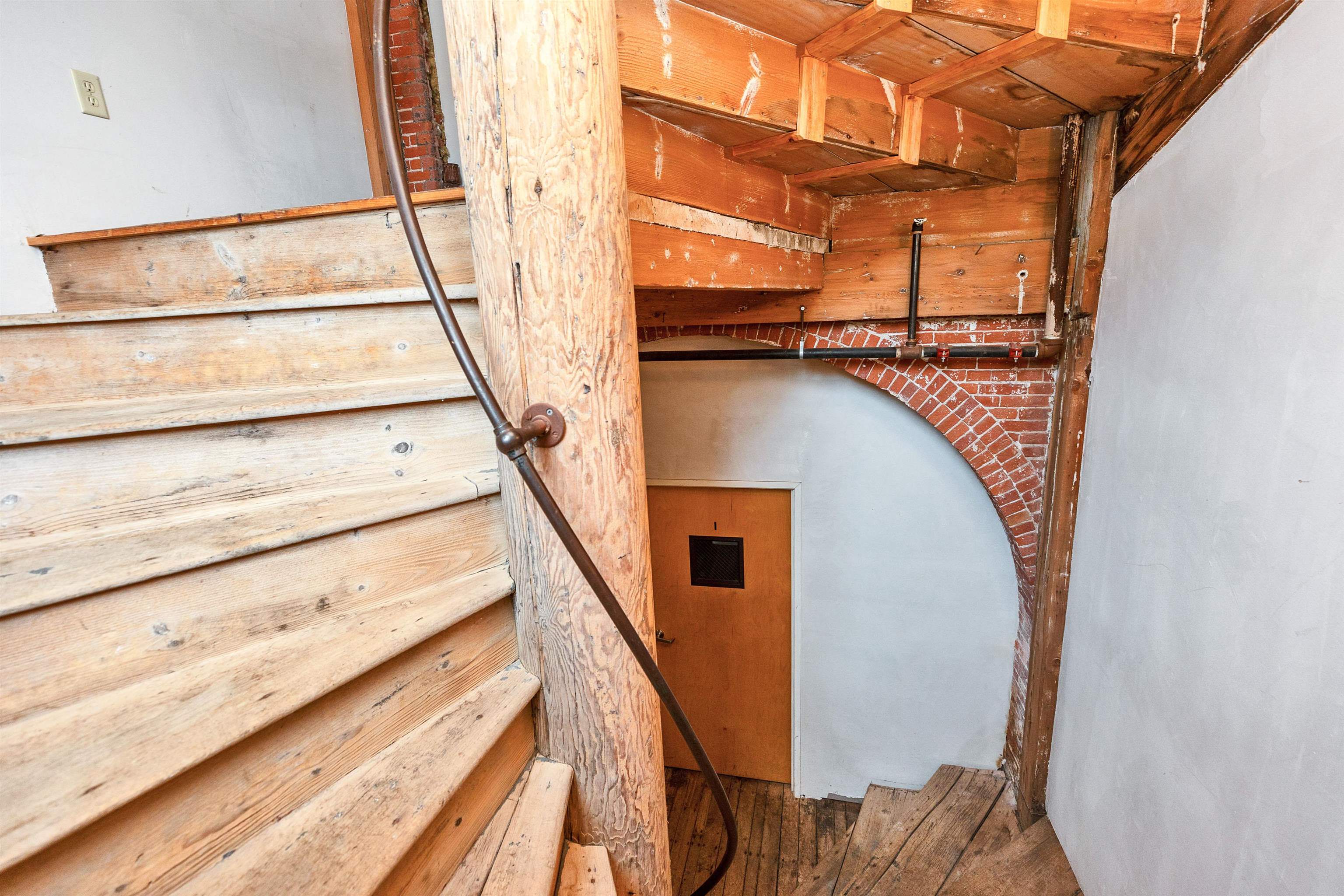 374 Union St, Peterborough, NH 03458