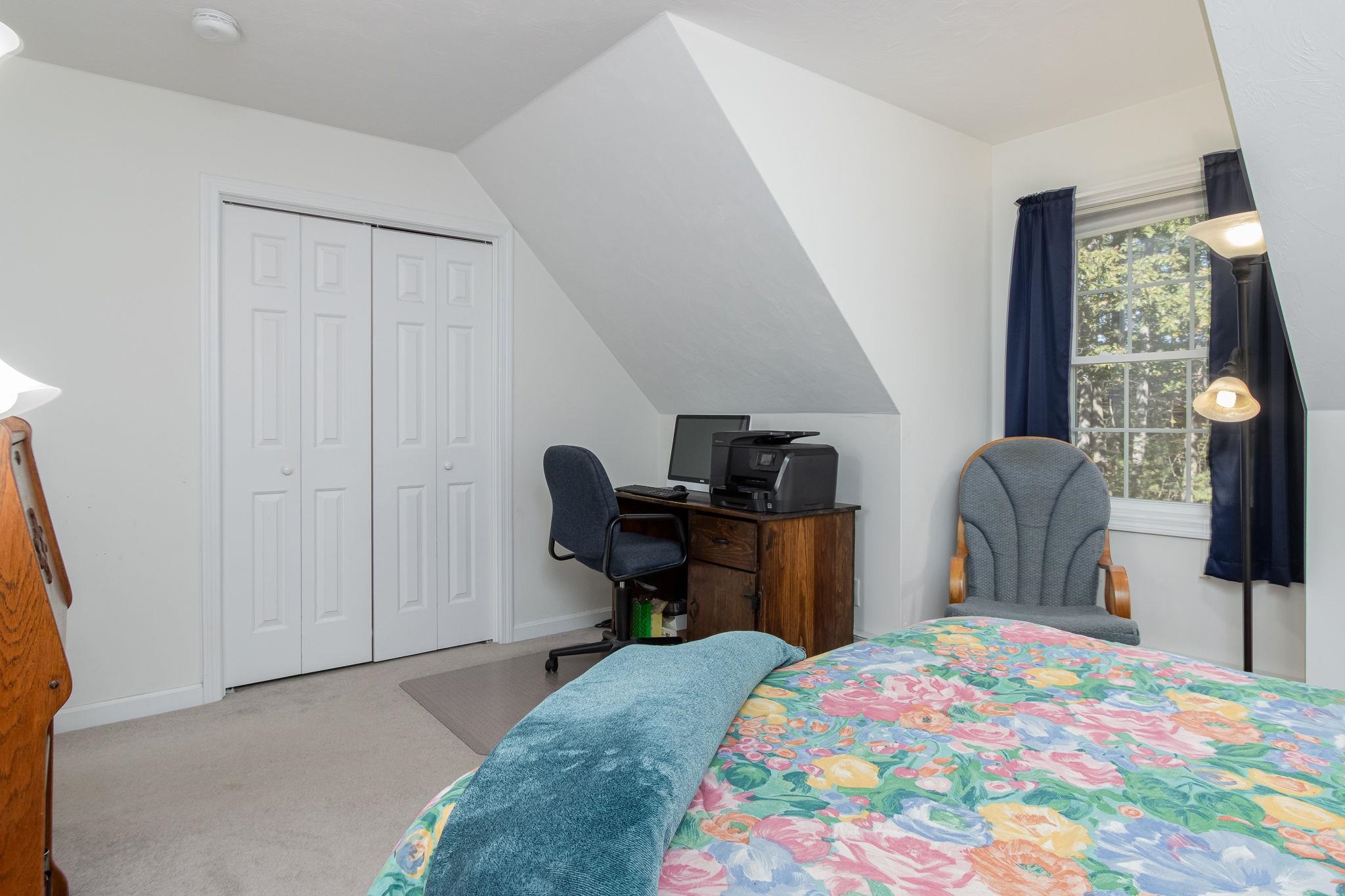 104 N Mason Rd, Brookline, NH 03033