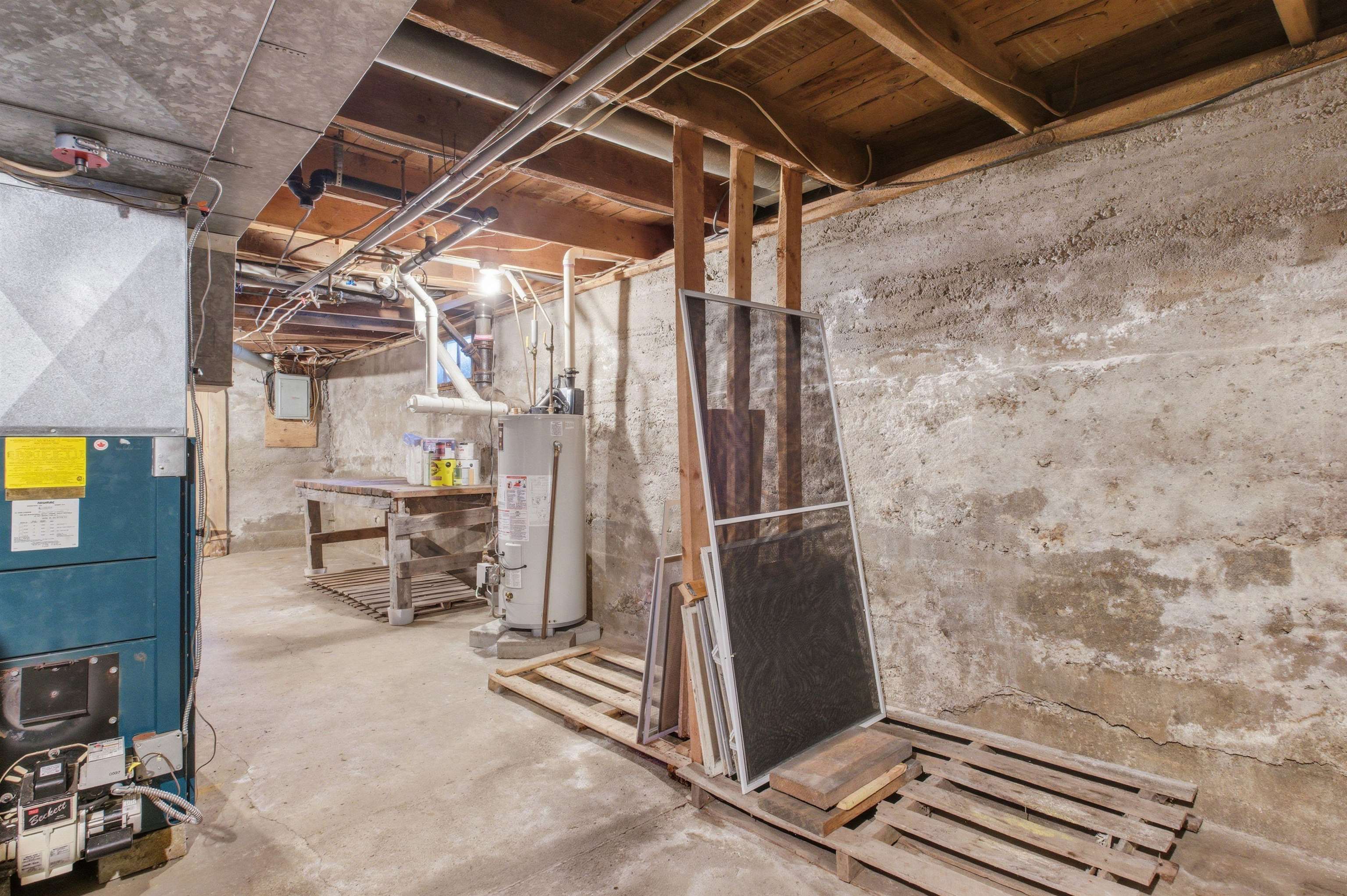 70 Wild Ammonoosuc Rd, Haverhill, NH 03785