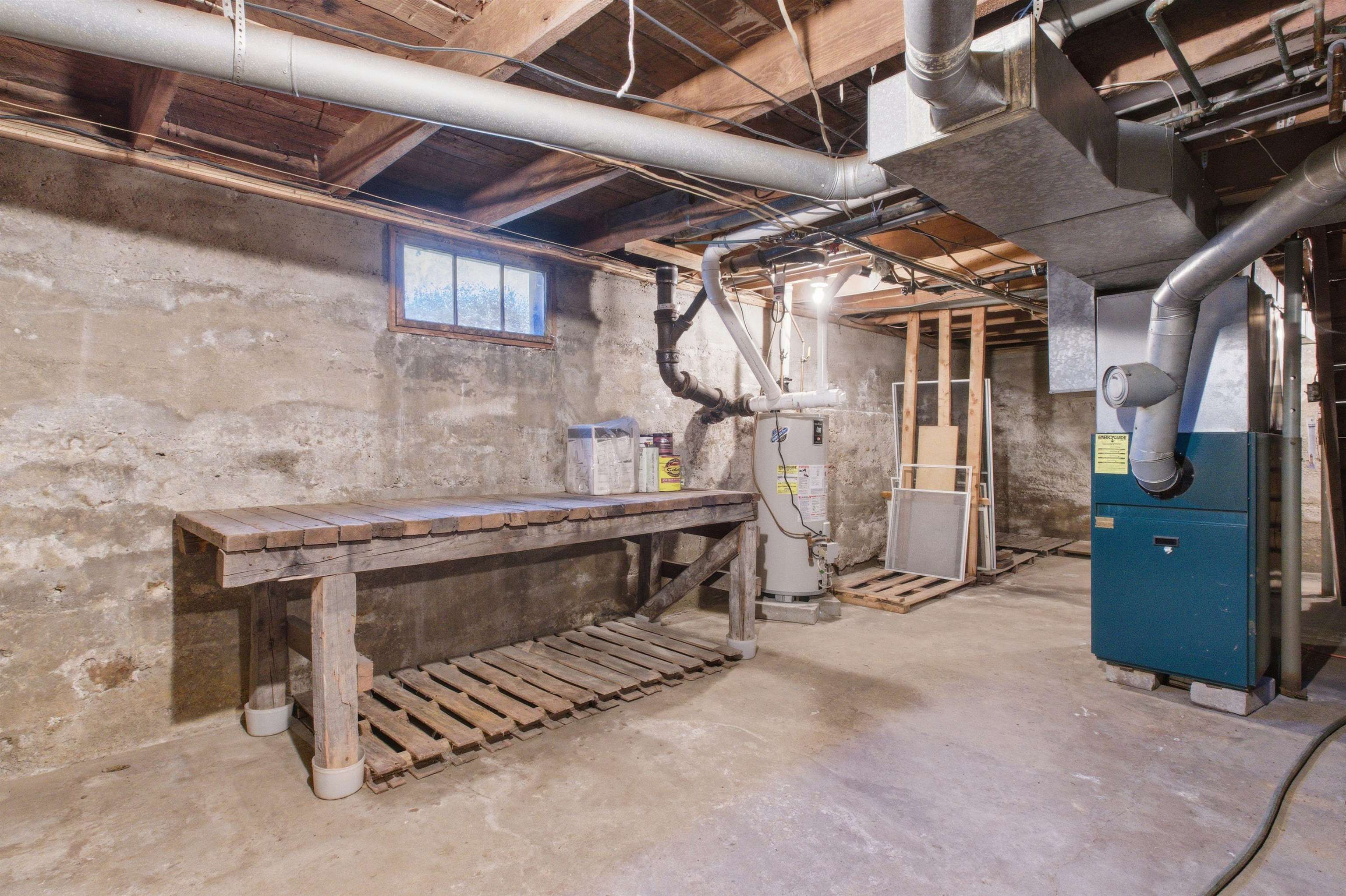 70 Wild Ammonoosuc Rd, Haverhill, NH 03785