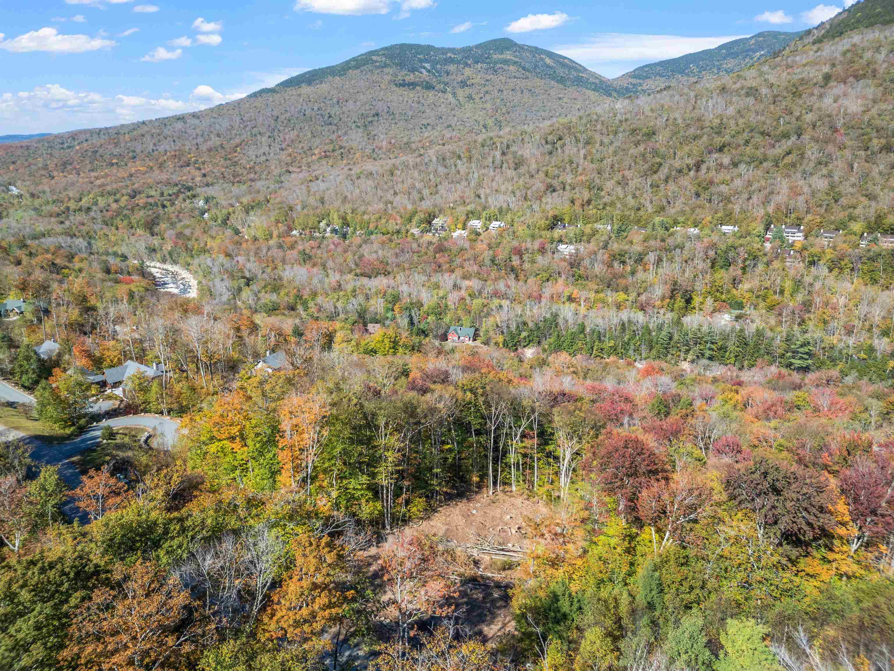 9 Buck Rd, Lincoln, NH 03251