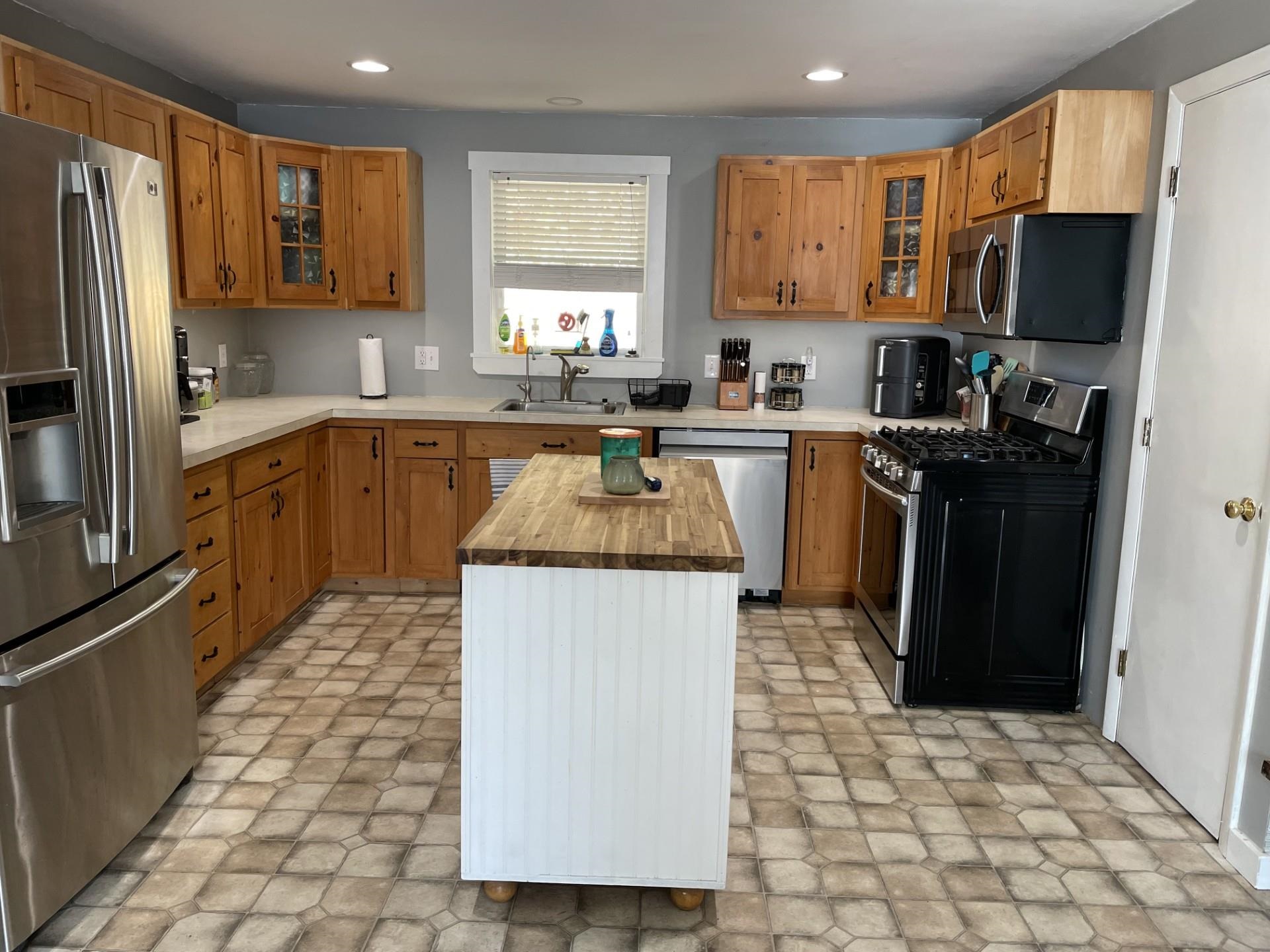 39 Bullseye Curve Rd, Wentworth, NH 03282