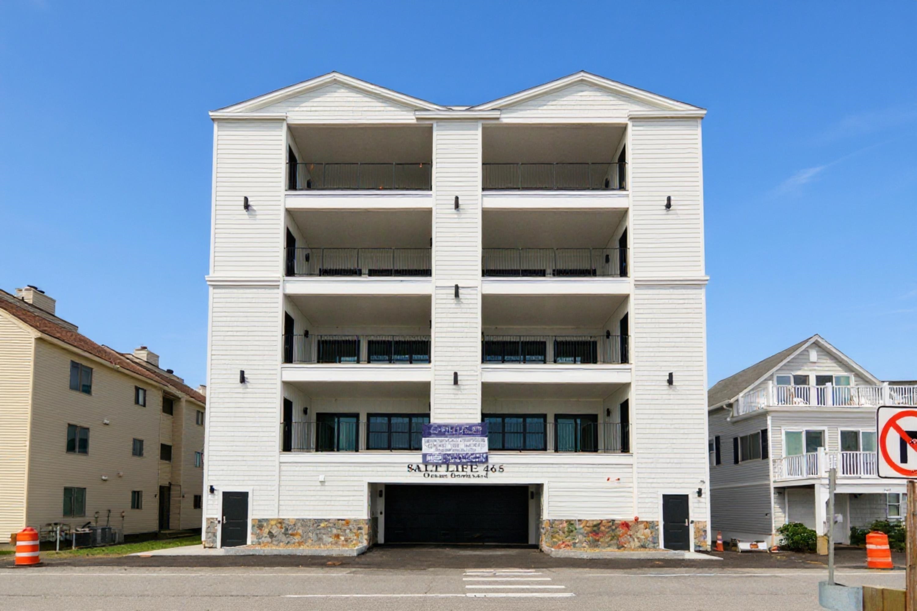 465 Ocean Blvd, Hampton, NH 03842