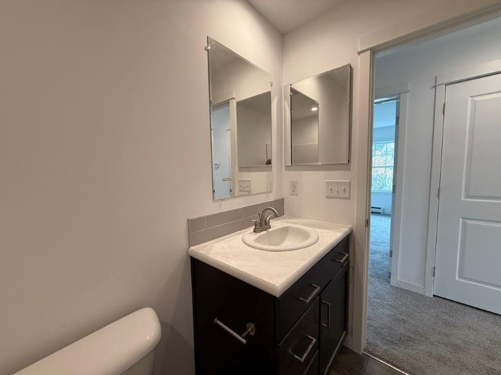 9 Dove Ln, Canaan, NH 03741