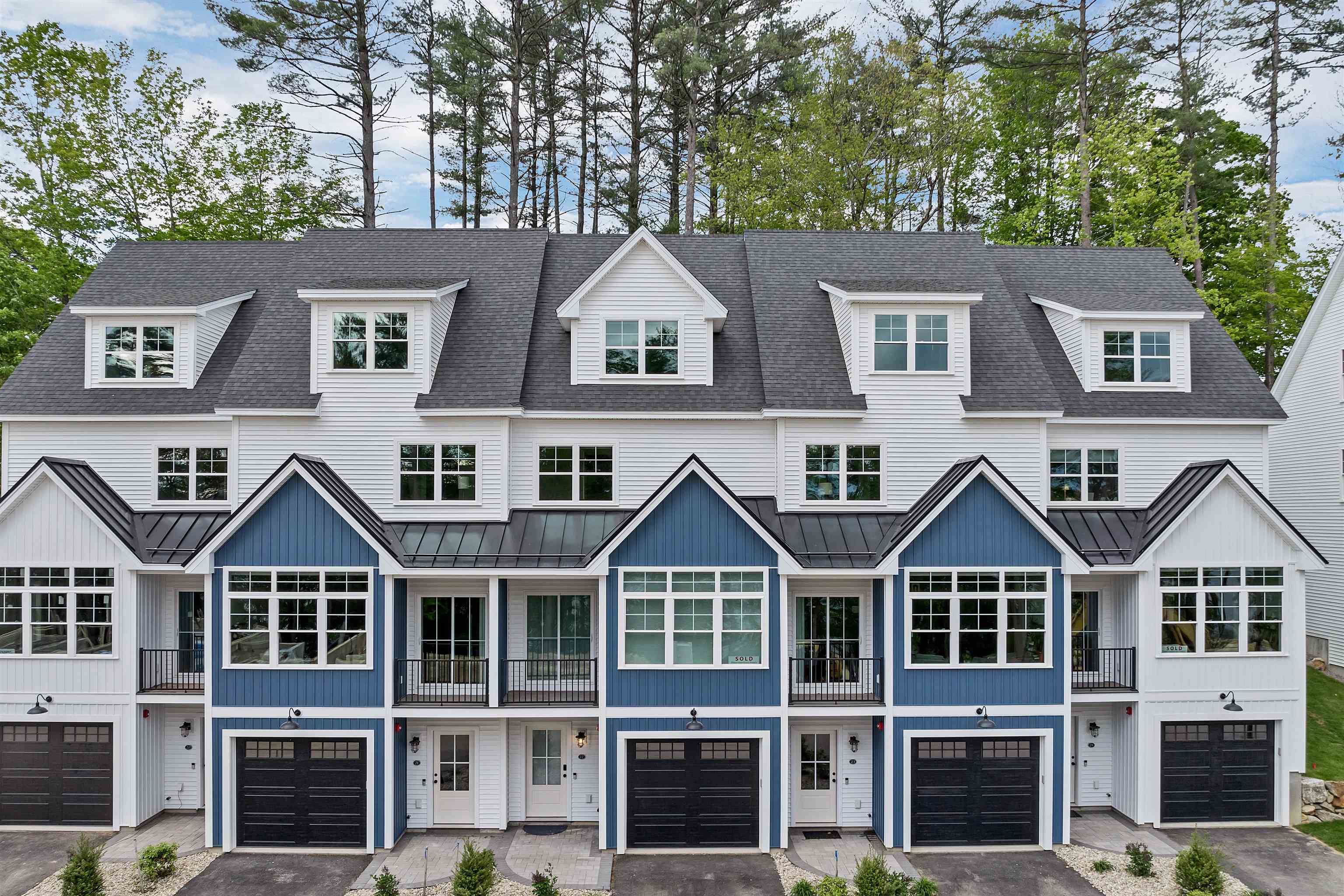 60 White Oaks Road — photo 2