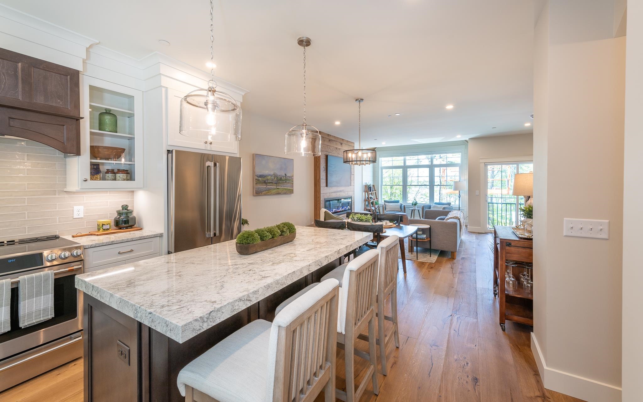 60 White Oaks Rd, Laconia, NH 03246