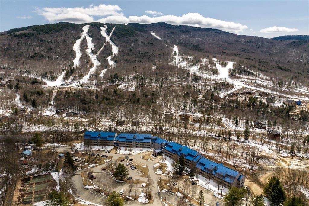 36 Lodge Rd, Lincoln, NH 03251