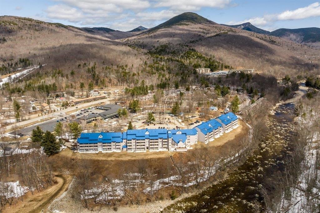 36 Lodge Rd, Lincoln, NH 03251