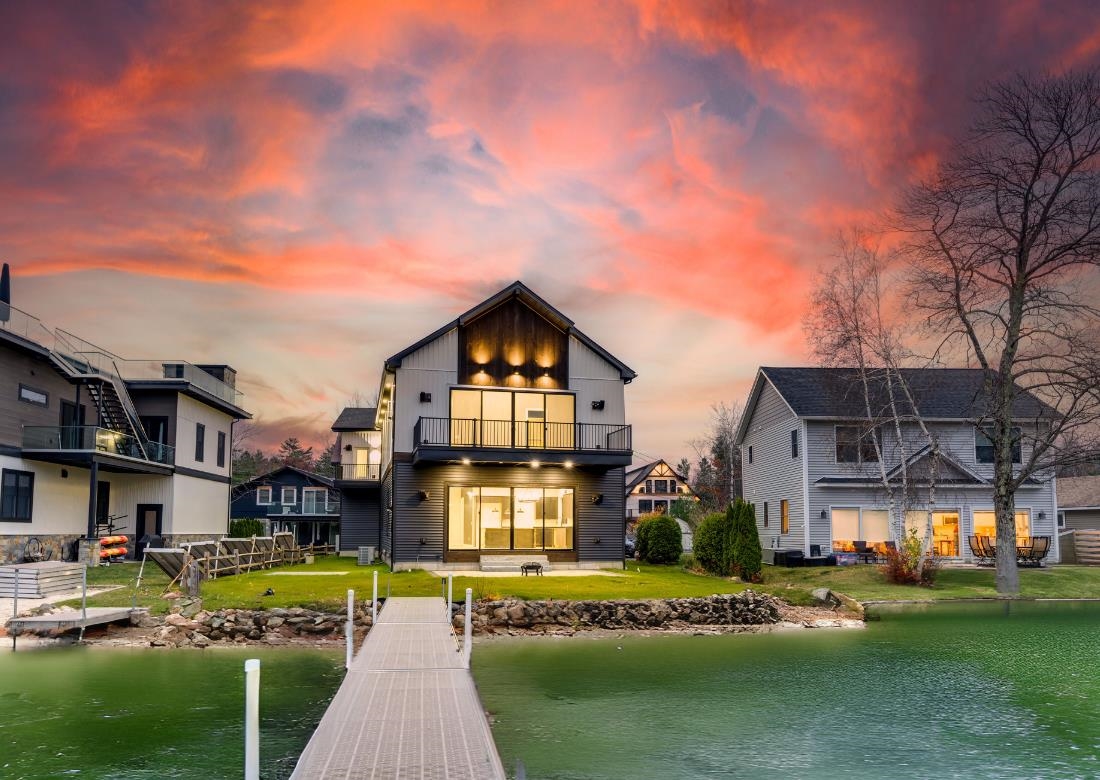 82 Sunset Dr, Belmont, NH 03220