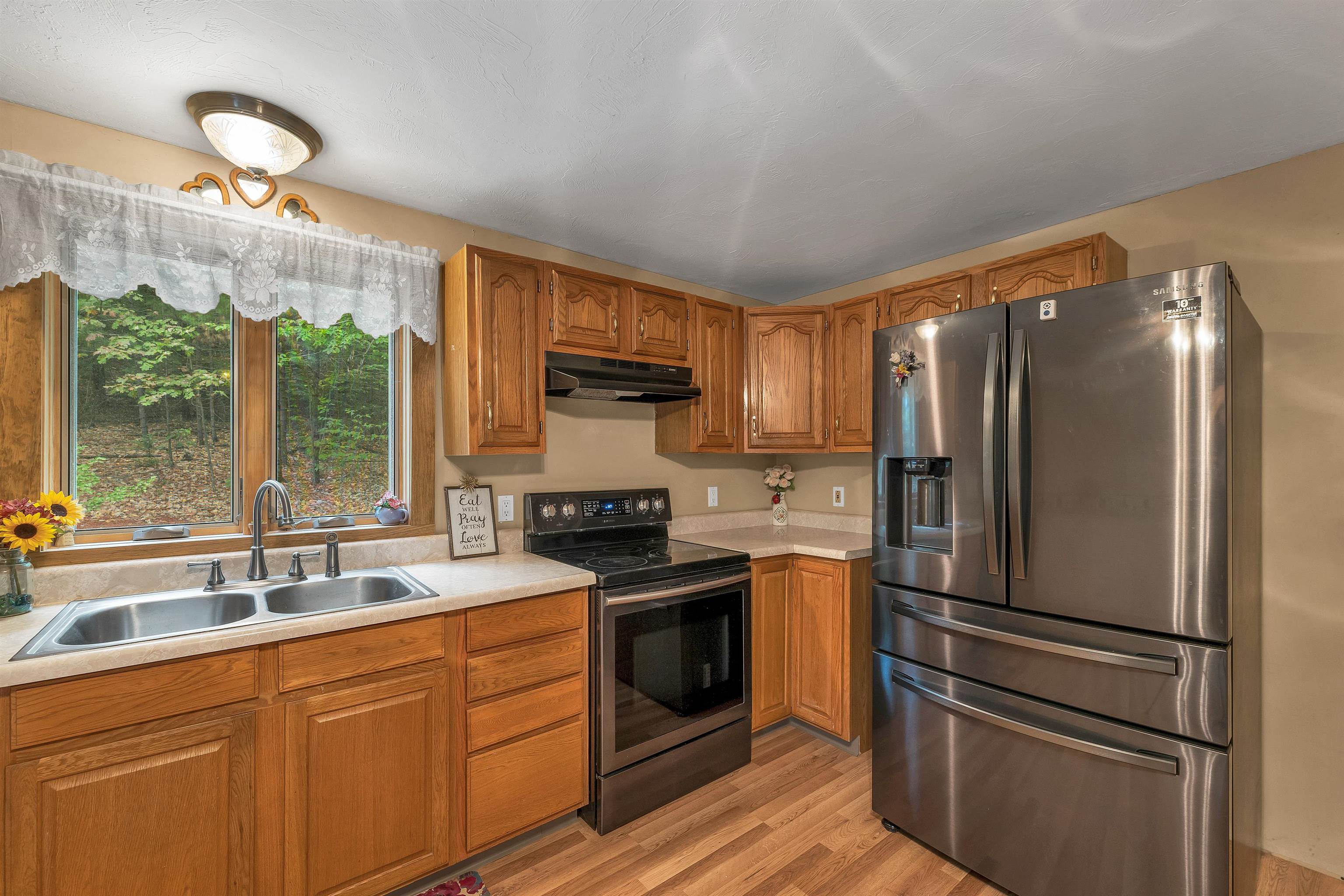 30 Del's Way, Weare, NH 03281