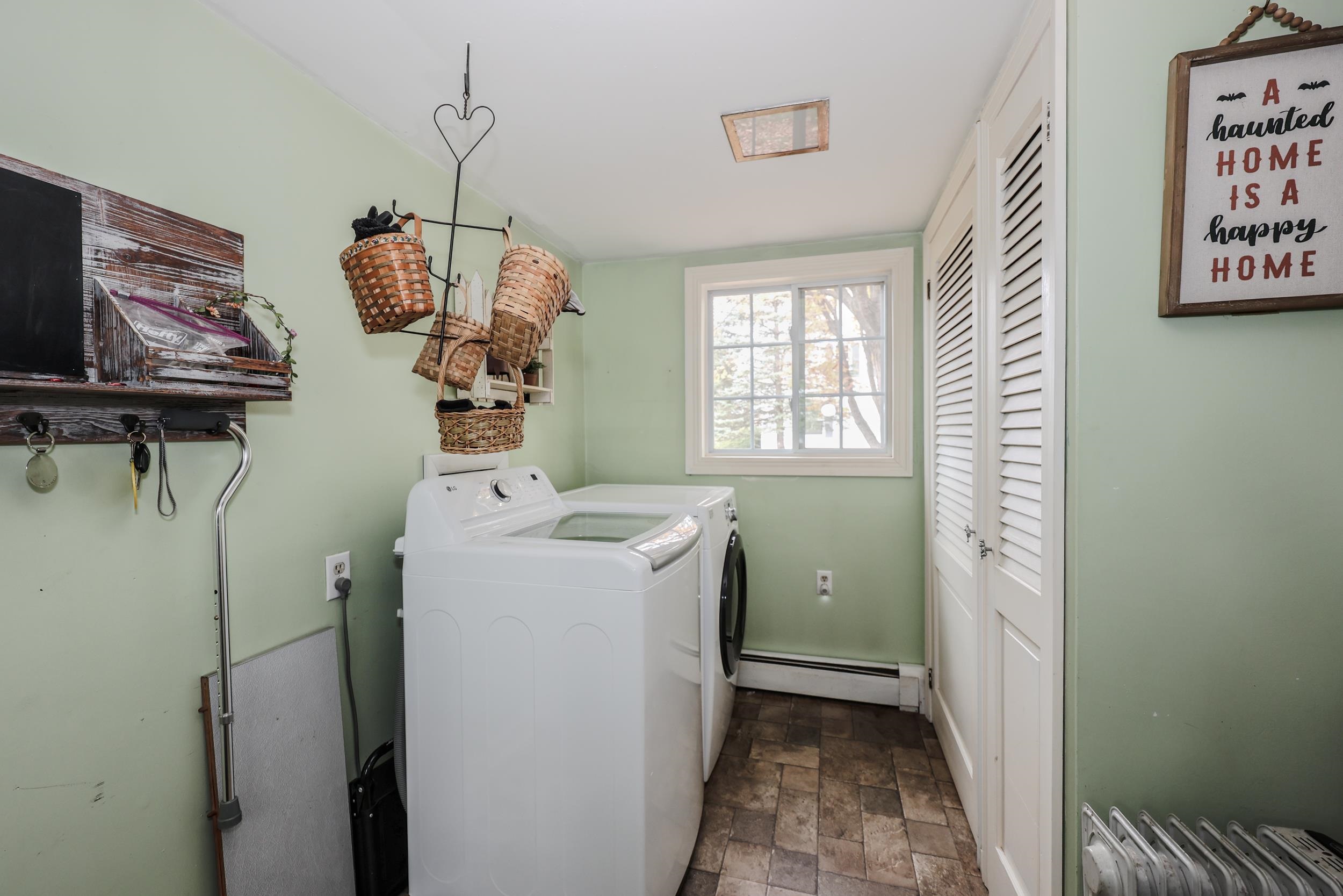 259 Pembroke St, Pembroke, NH 03275