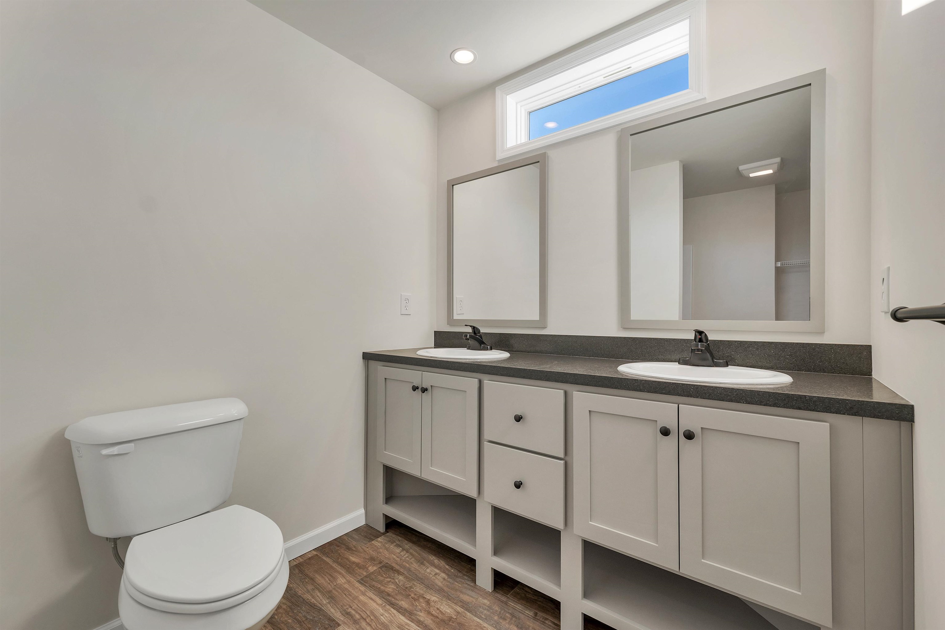 BUILDER PORTFOLIO - Primary Bath