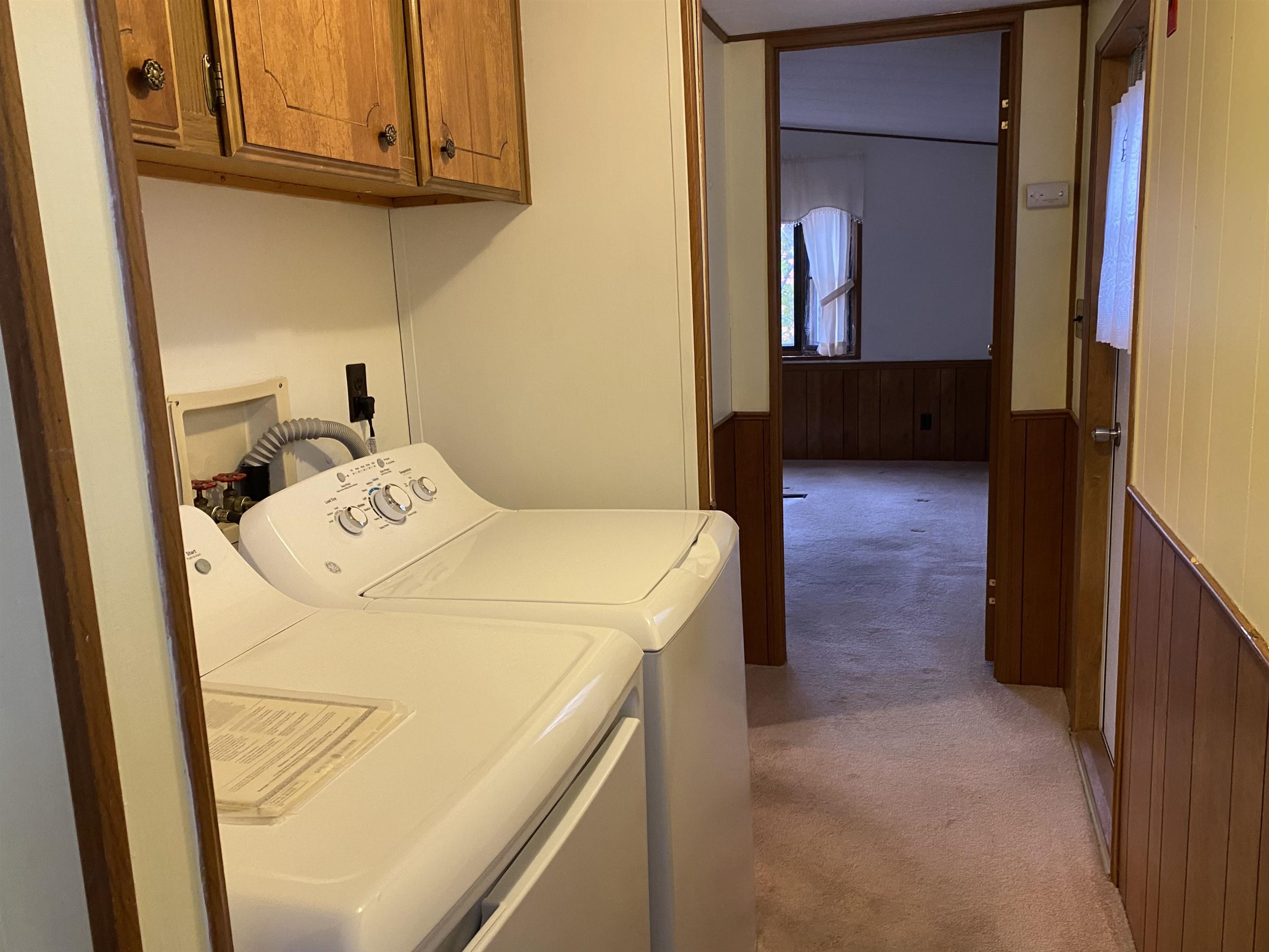 9 Paradise St, Gorham, NH 03581