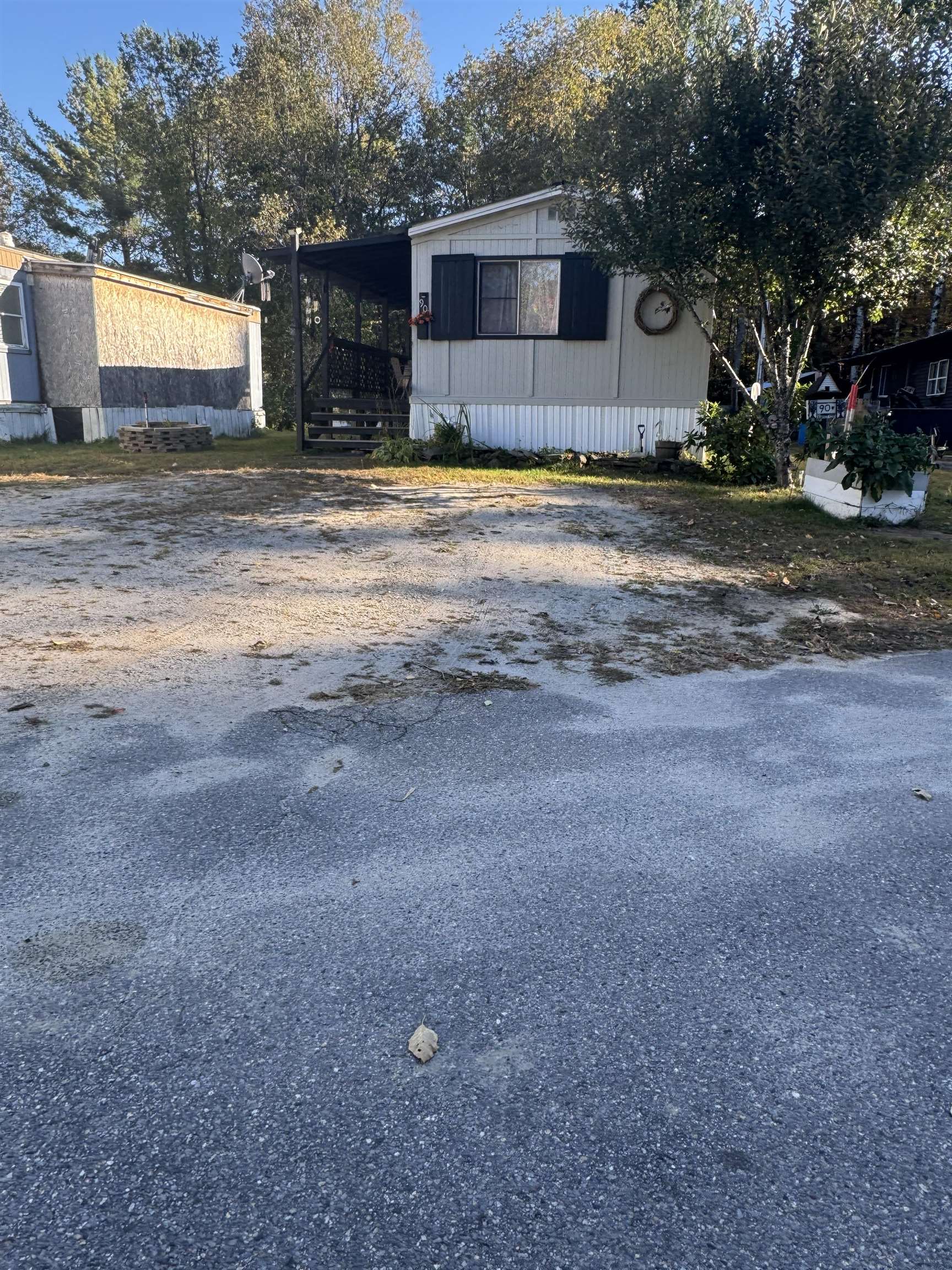 90 Sunset Cir, Campton, NH 03223