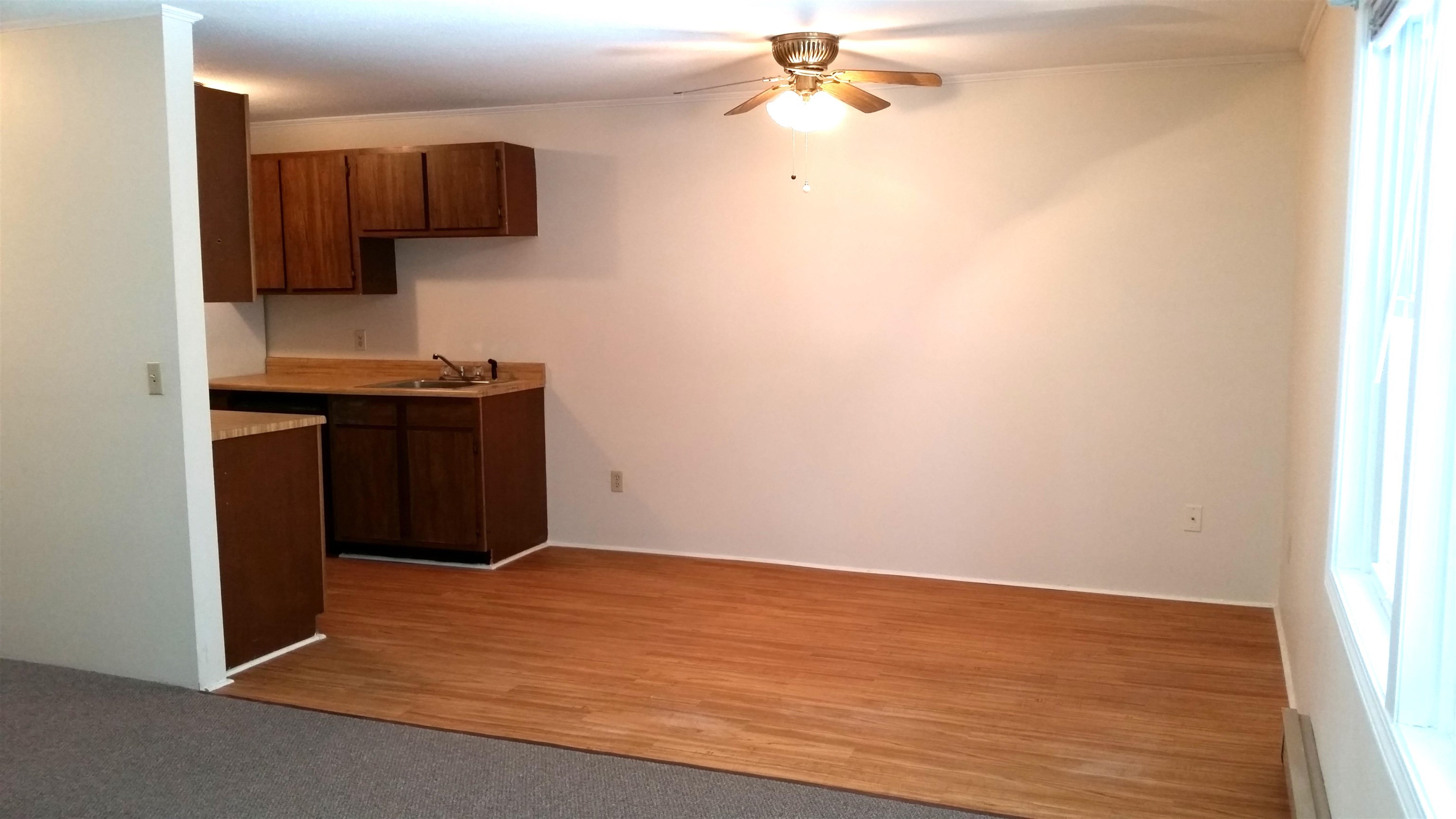 Dining area 24284298