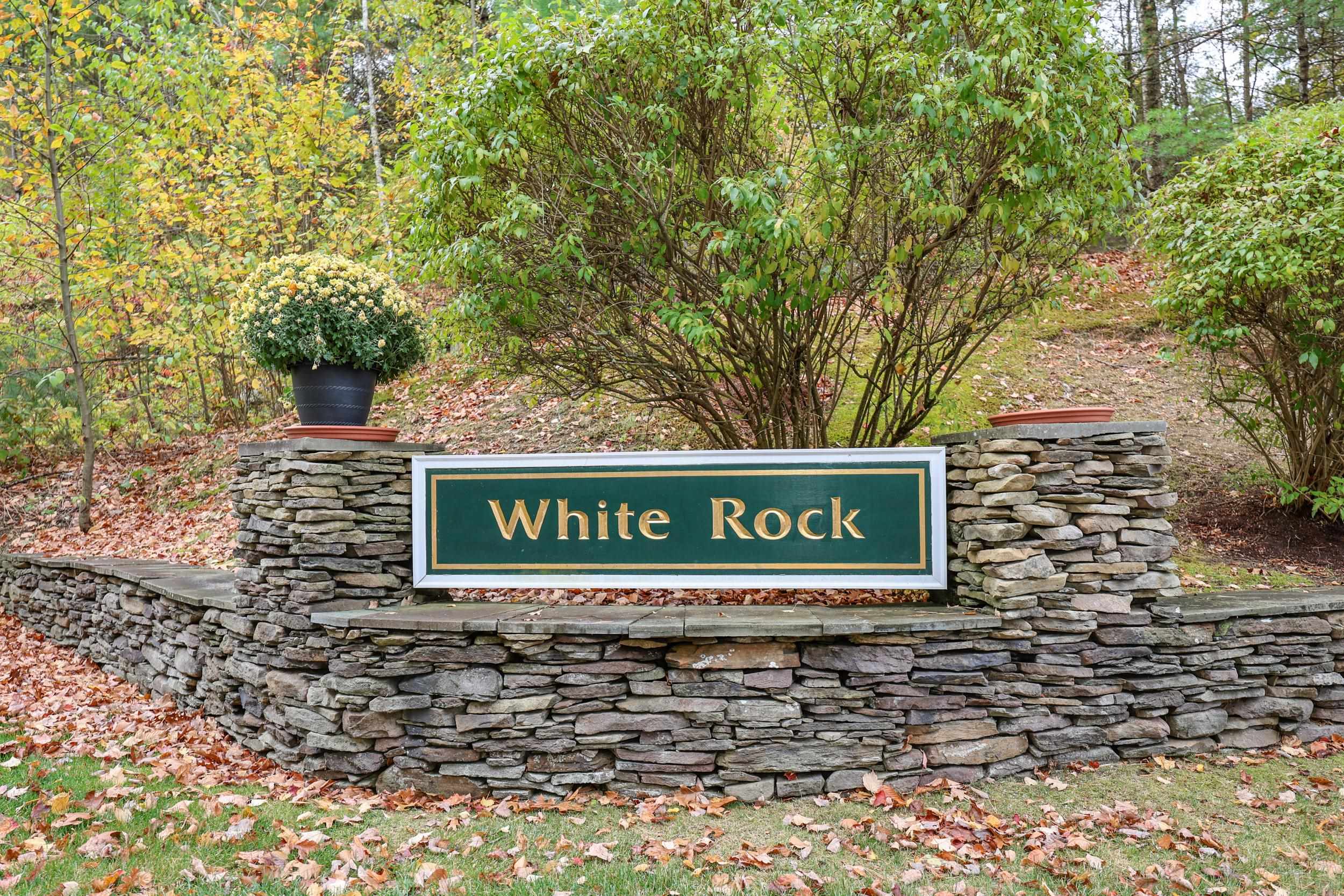 4 Bow Center Rd, Bow, NH 03304