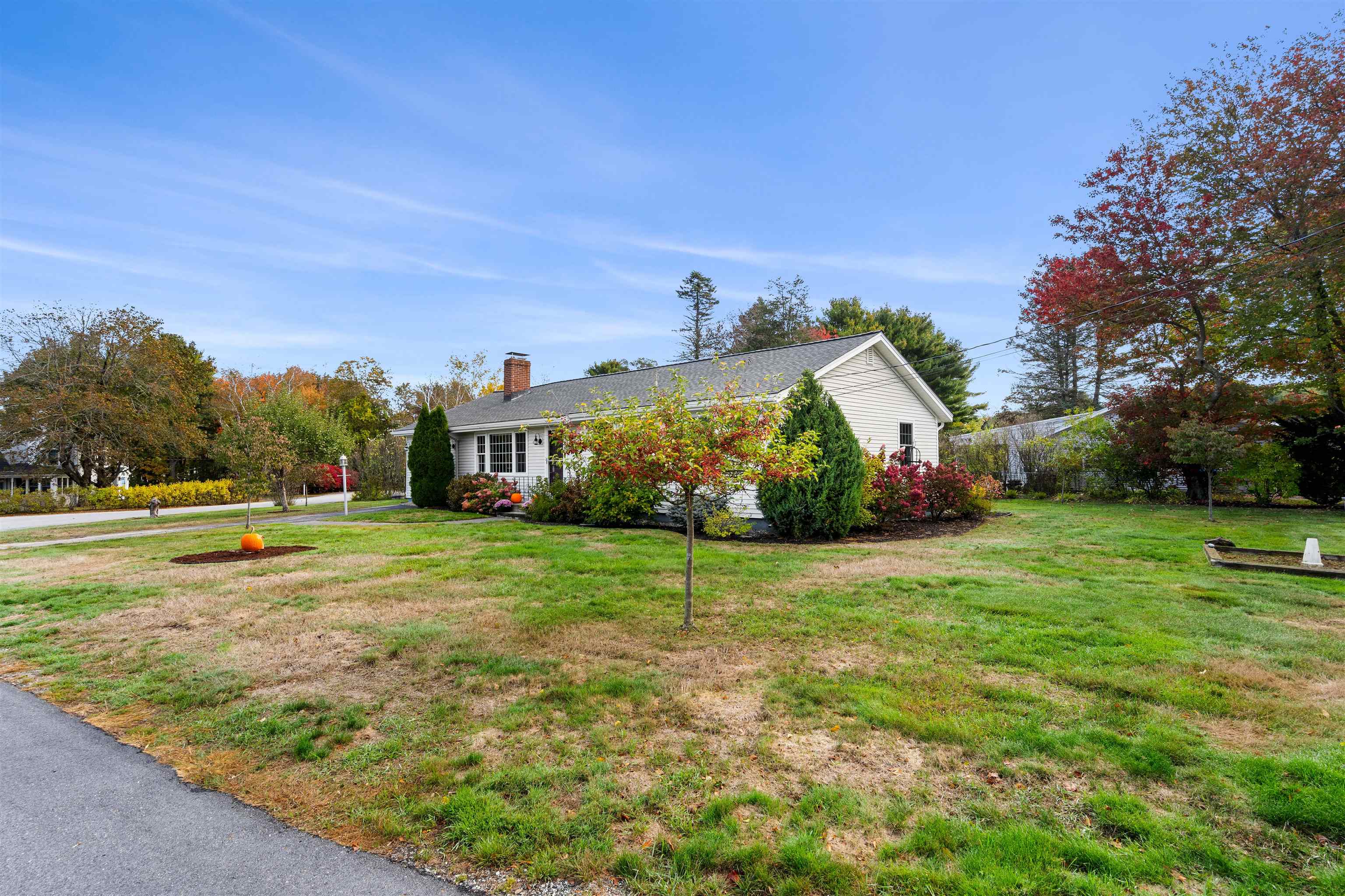 21 Mountain View Ter, Rye, NH 03870