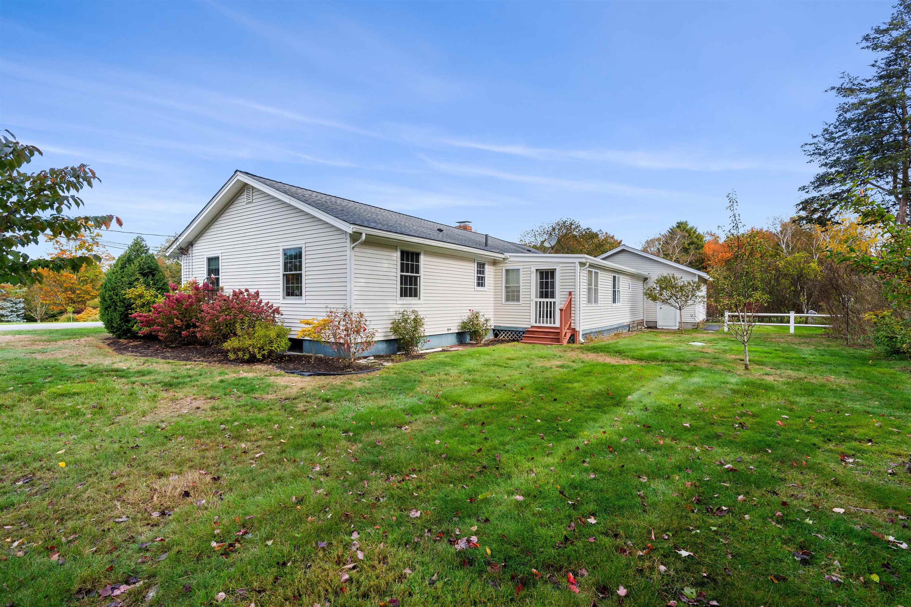 21 Mountain View Ter, Rye, NH 03870