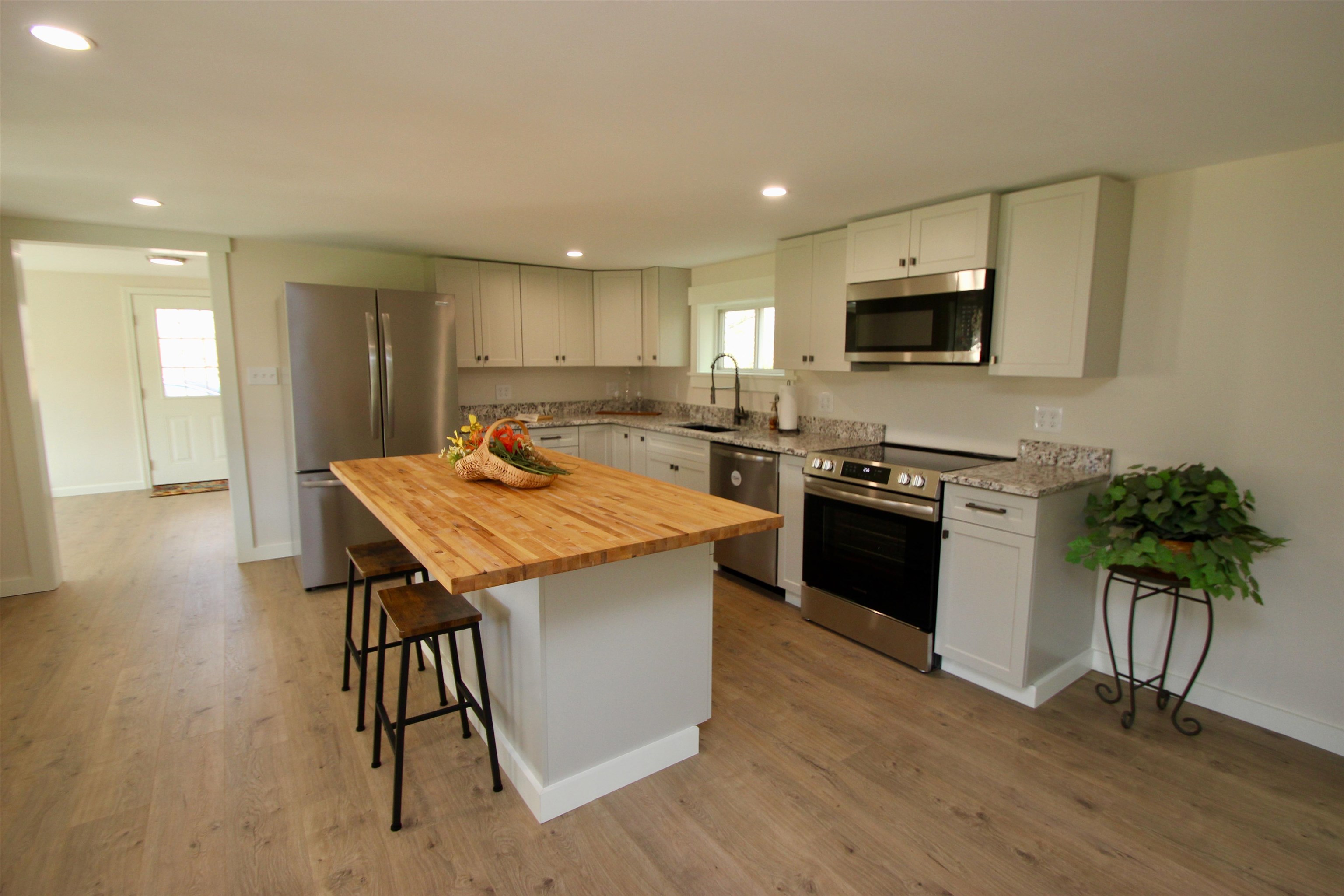 125 Barre Hill Rd, Plainfield, VT 05667