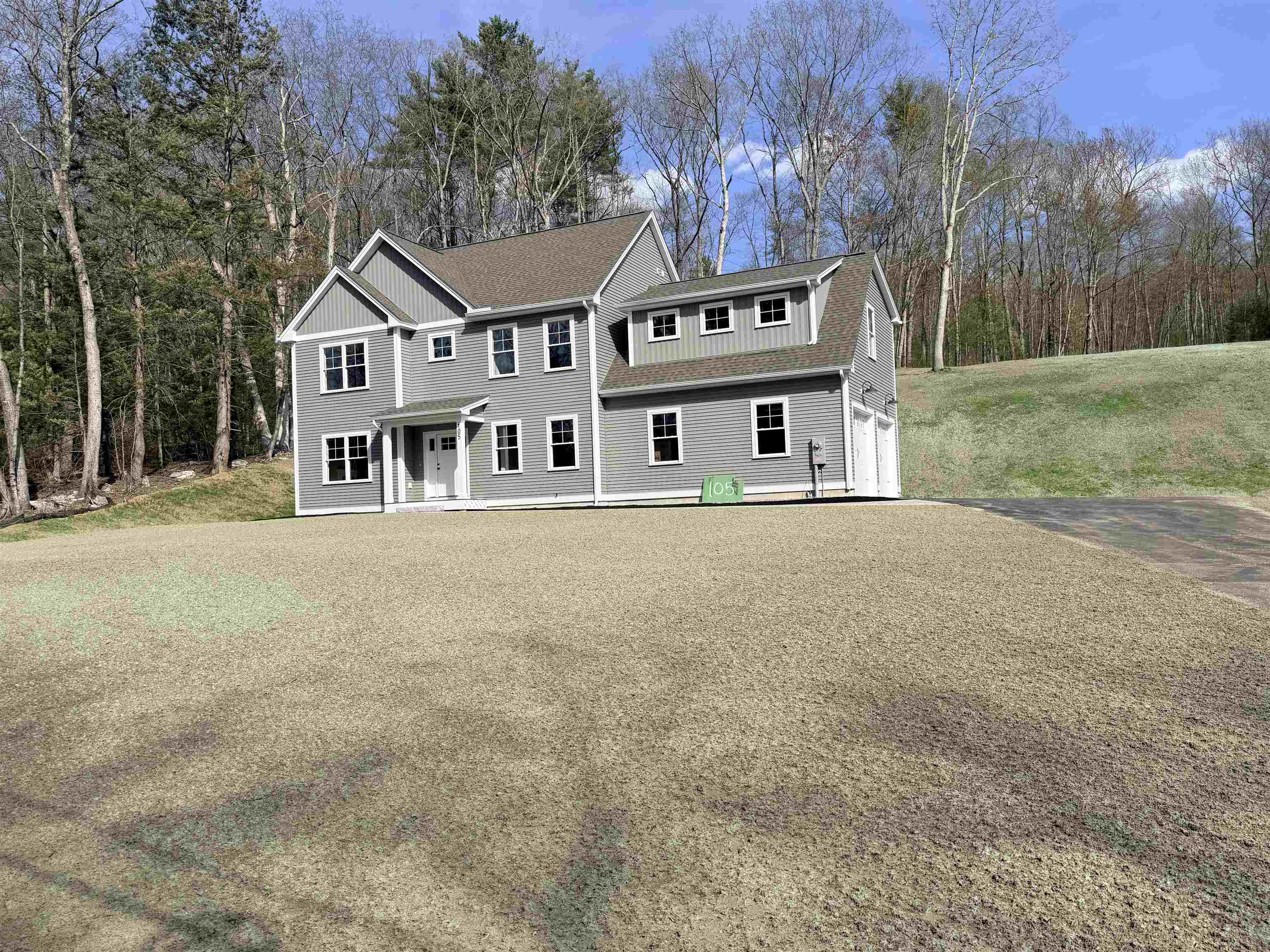 105 Seaverns Bridge Rd, Merrimack, NH 03054