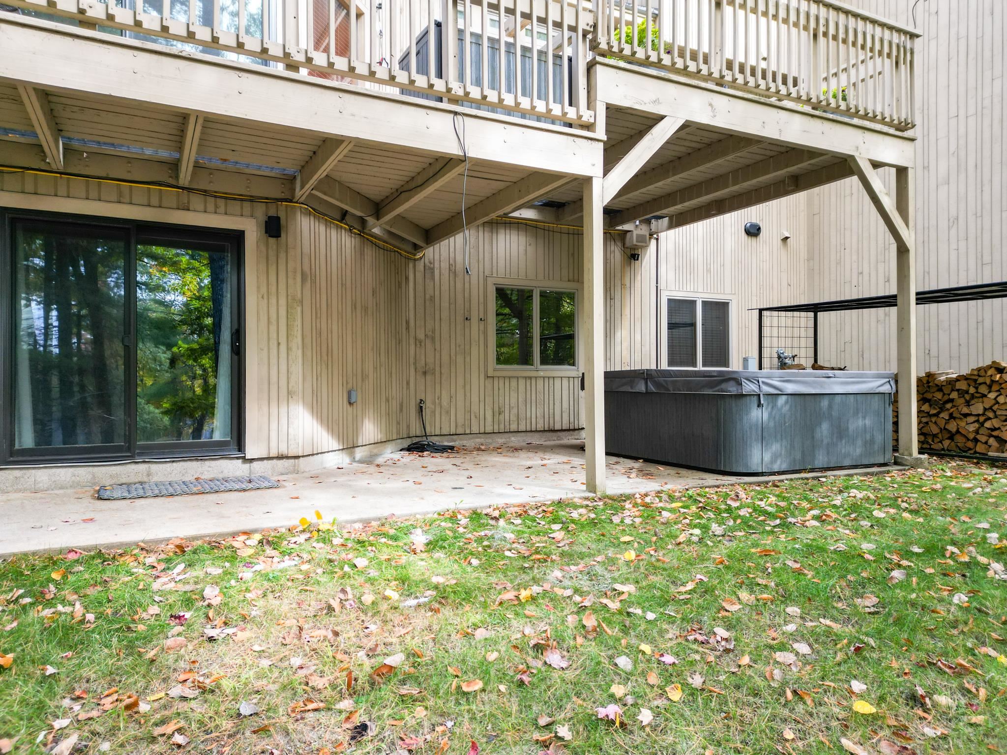 72 Cranmore Woods Ln, Conway, NH 03860