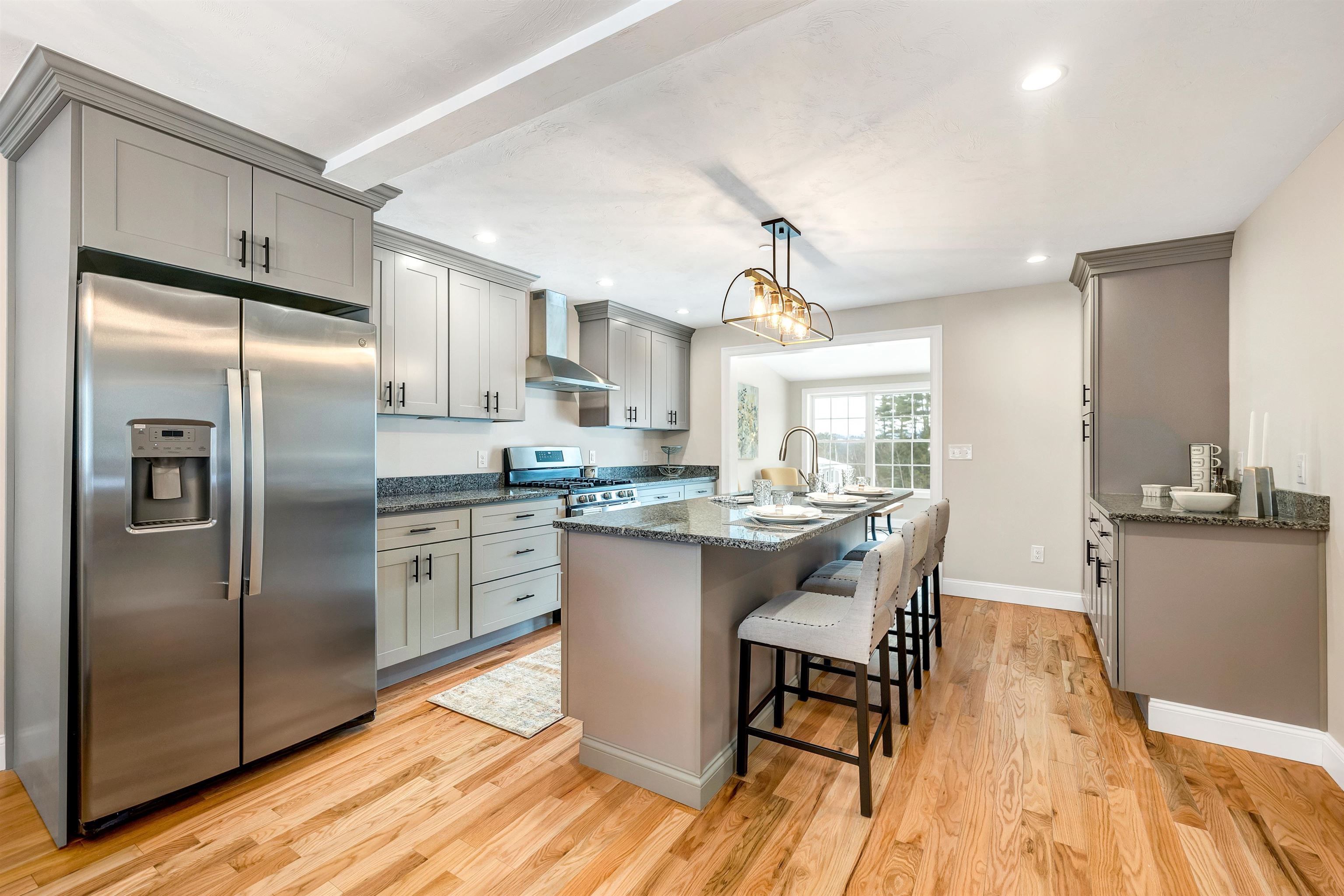 98 Brook Hill — photo 1