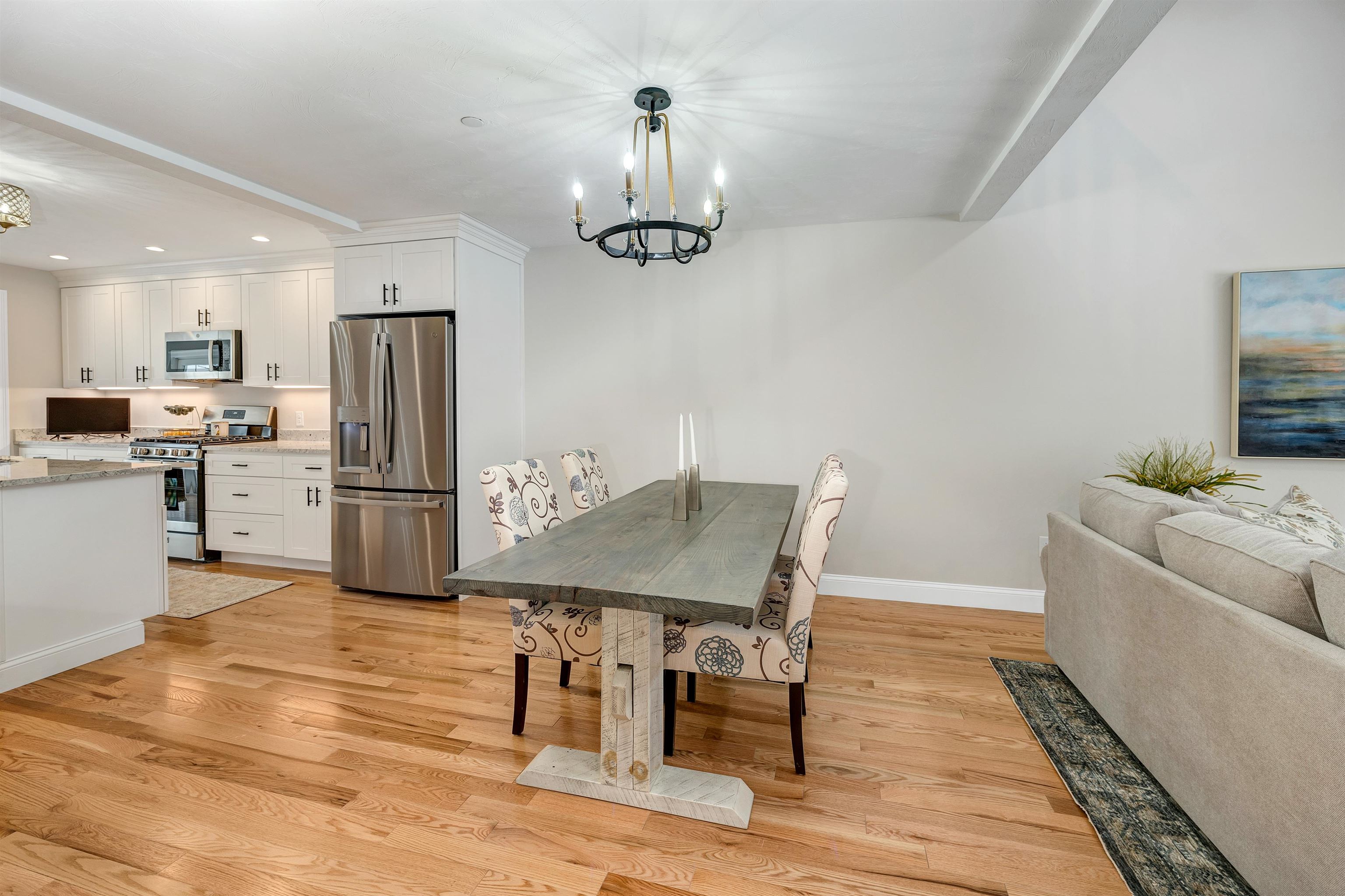 98 Brook Hill — photo 3