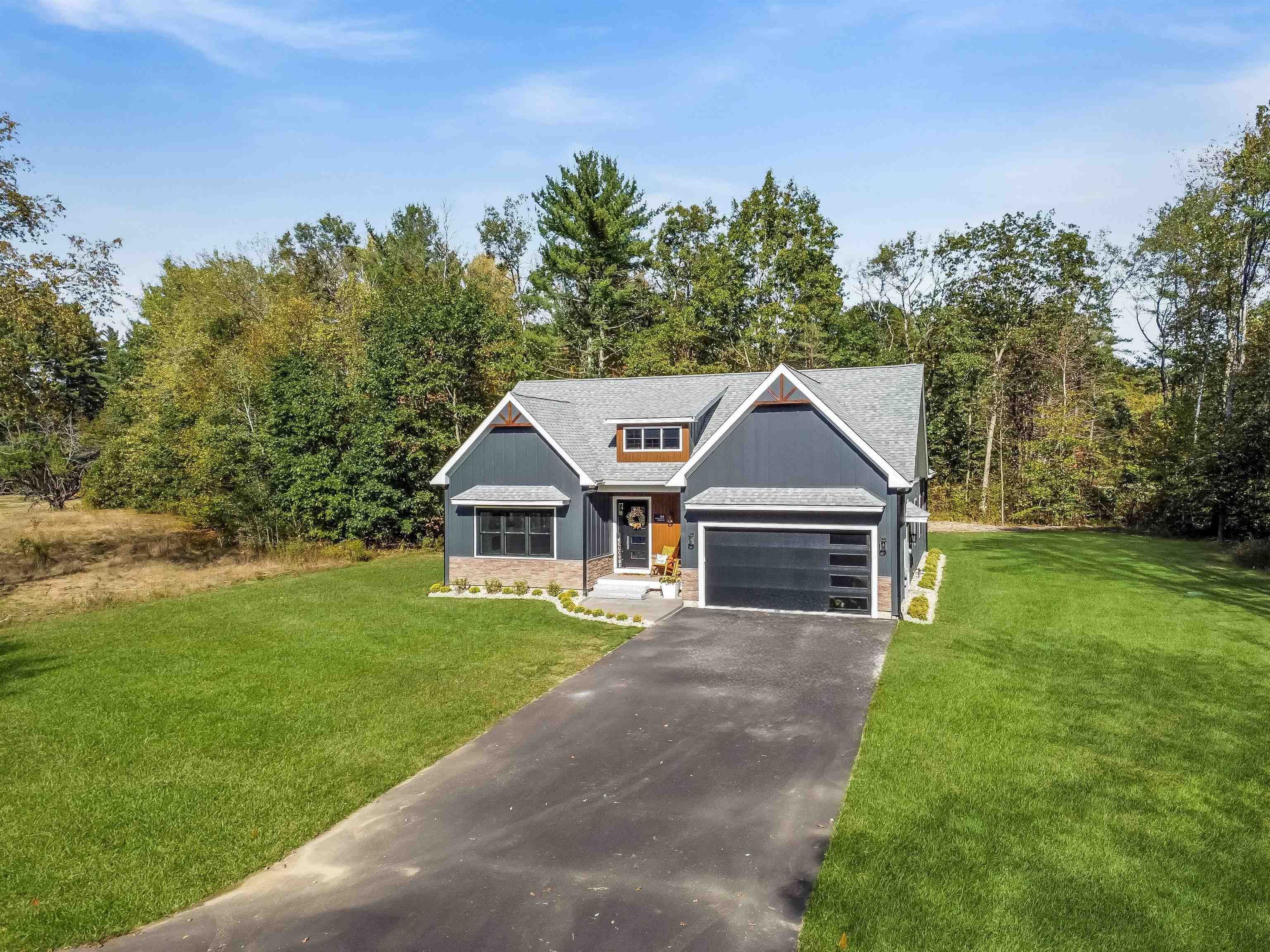 64 Fairway Dr, Ashland, NH 03217