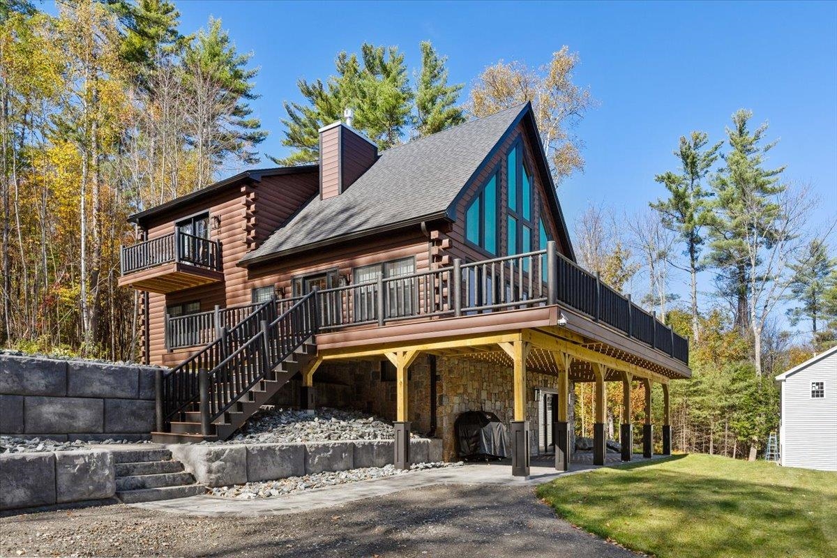 Village of Mountain Lakes in Town of Haverhill NH&nbsp;Home for sale $800,000 $223 per sq.ft.