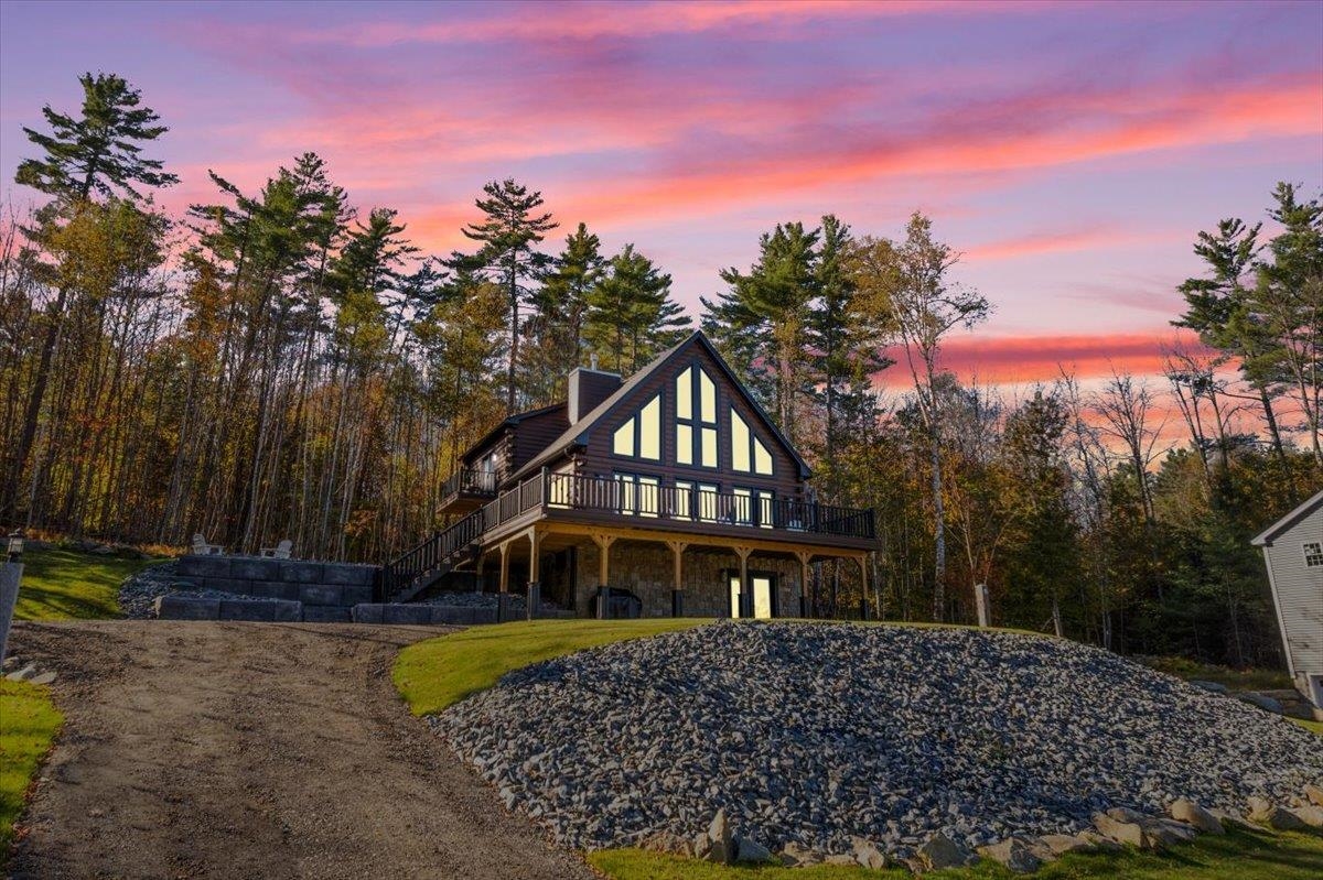 135 Lakeside Dr, Haverhill, NH 03765