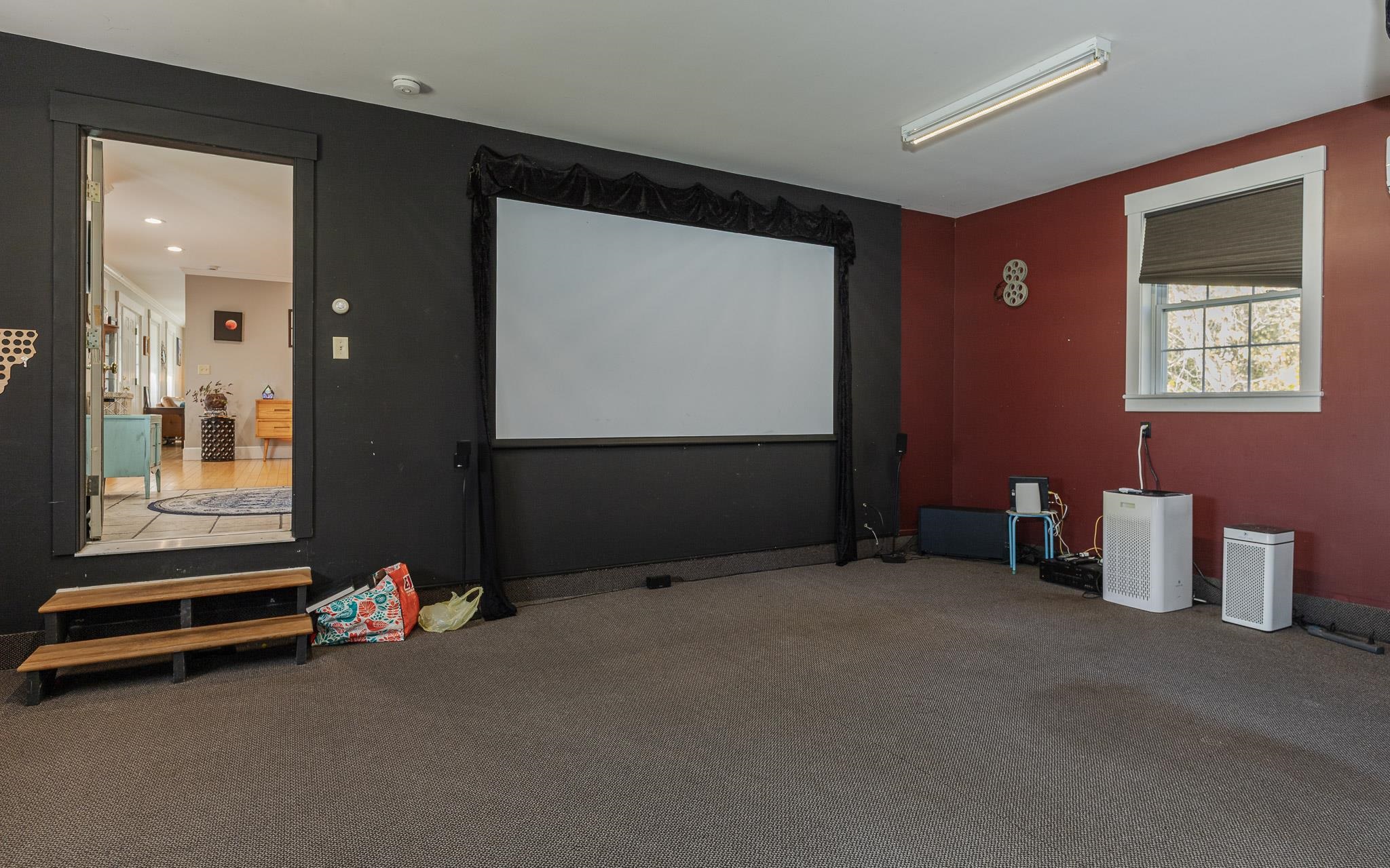 300 Wentworth Rd, Walpole, NH 03608