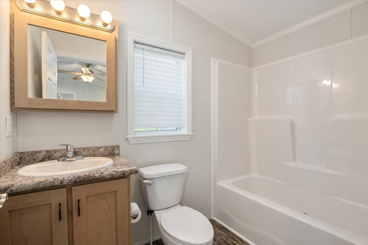 843 High St #13A, Candia, NH 03034